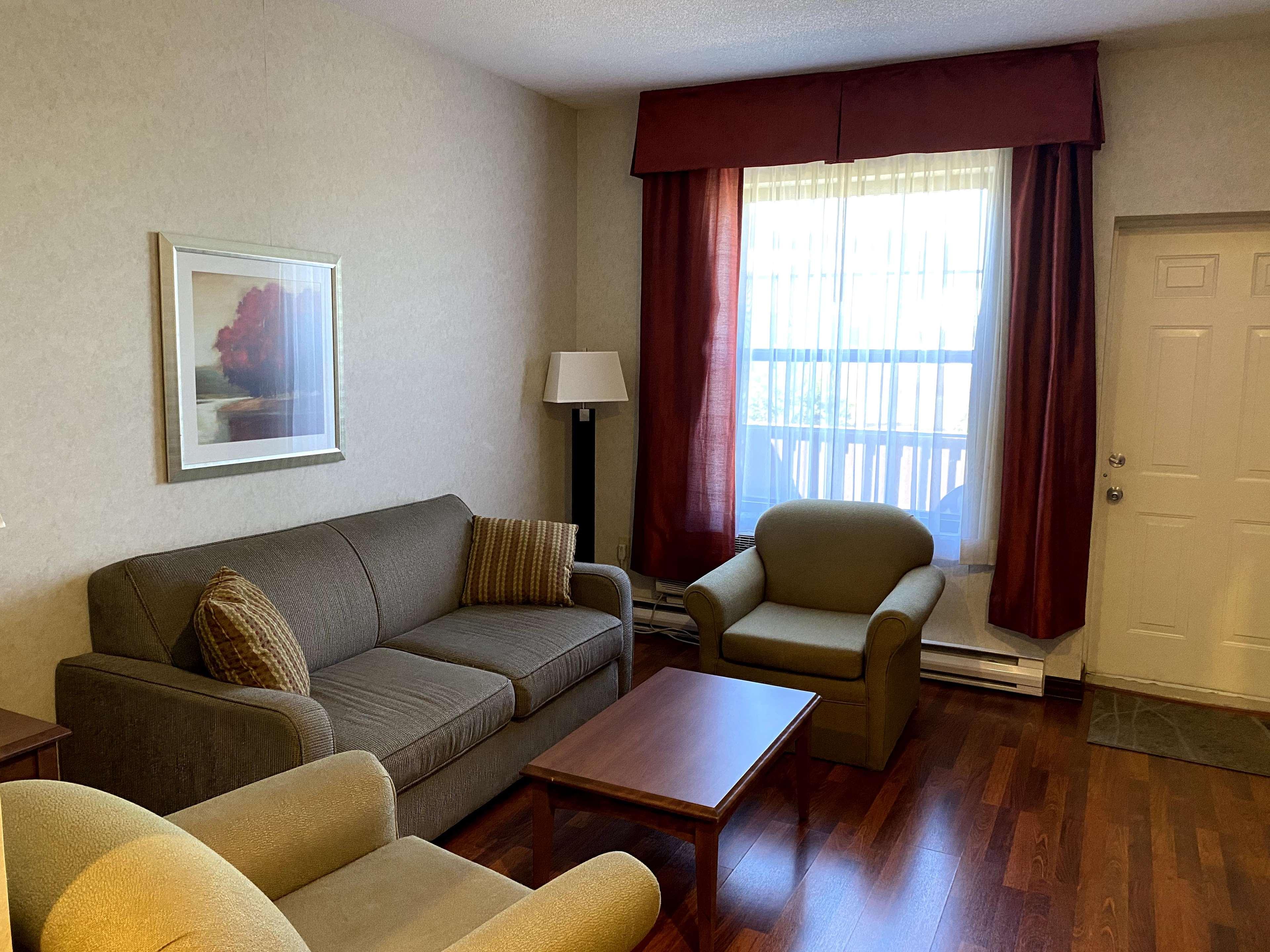 Suite King Bed Non Smoking