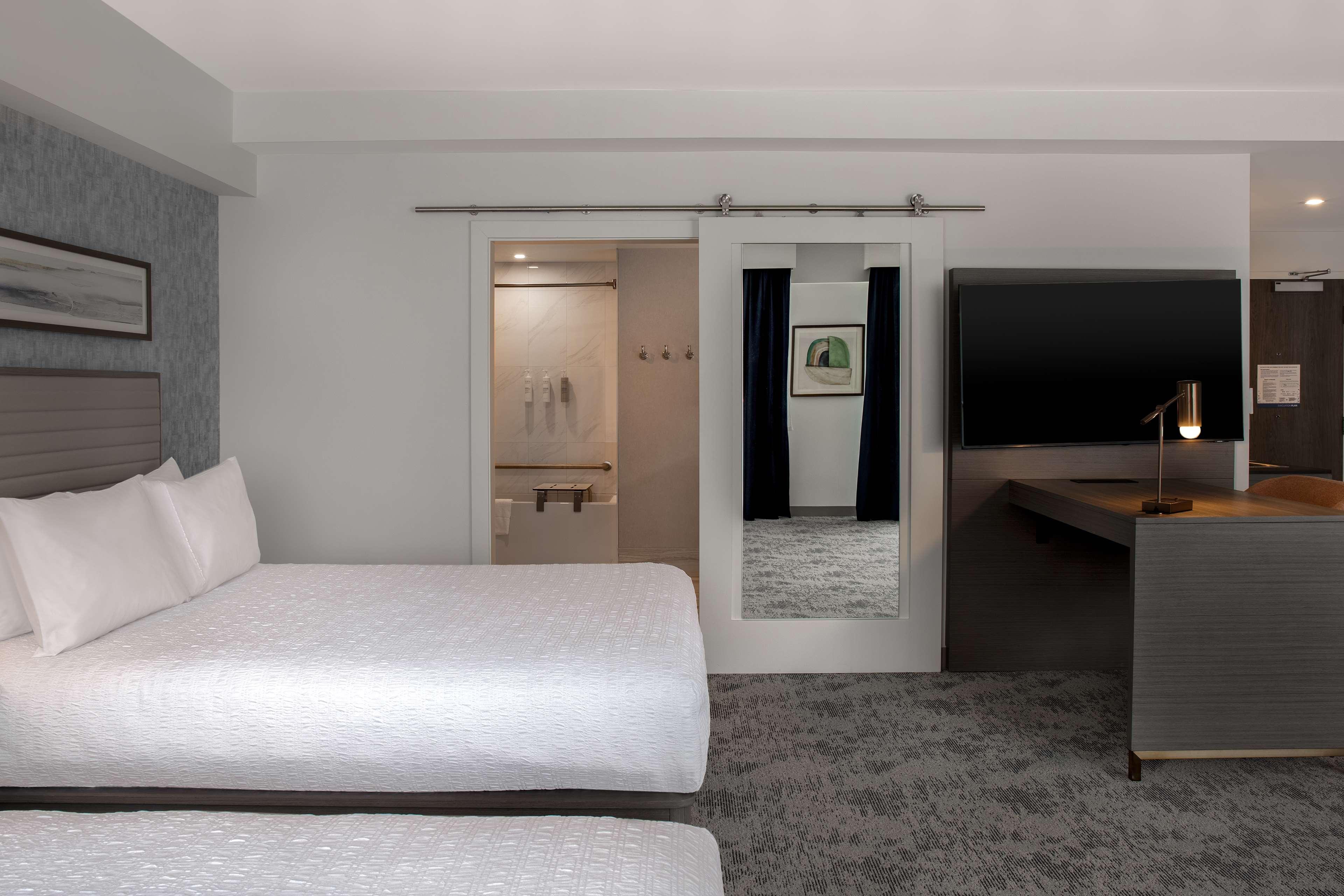 Studio Accessible-two Queen Beds