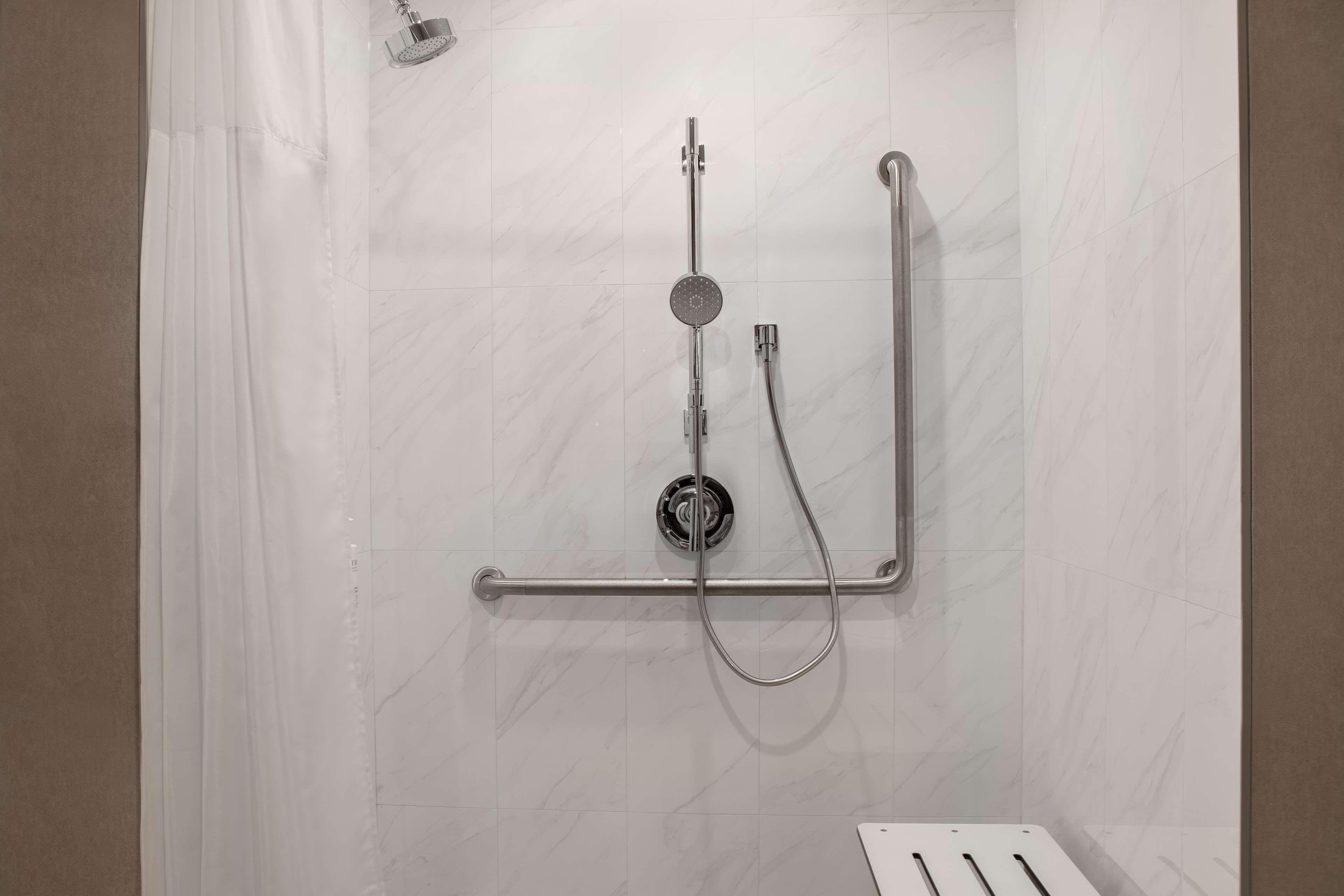 Double Accessible King Size Bed