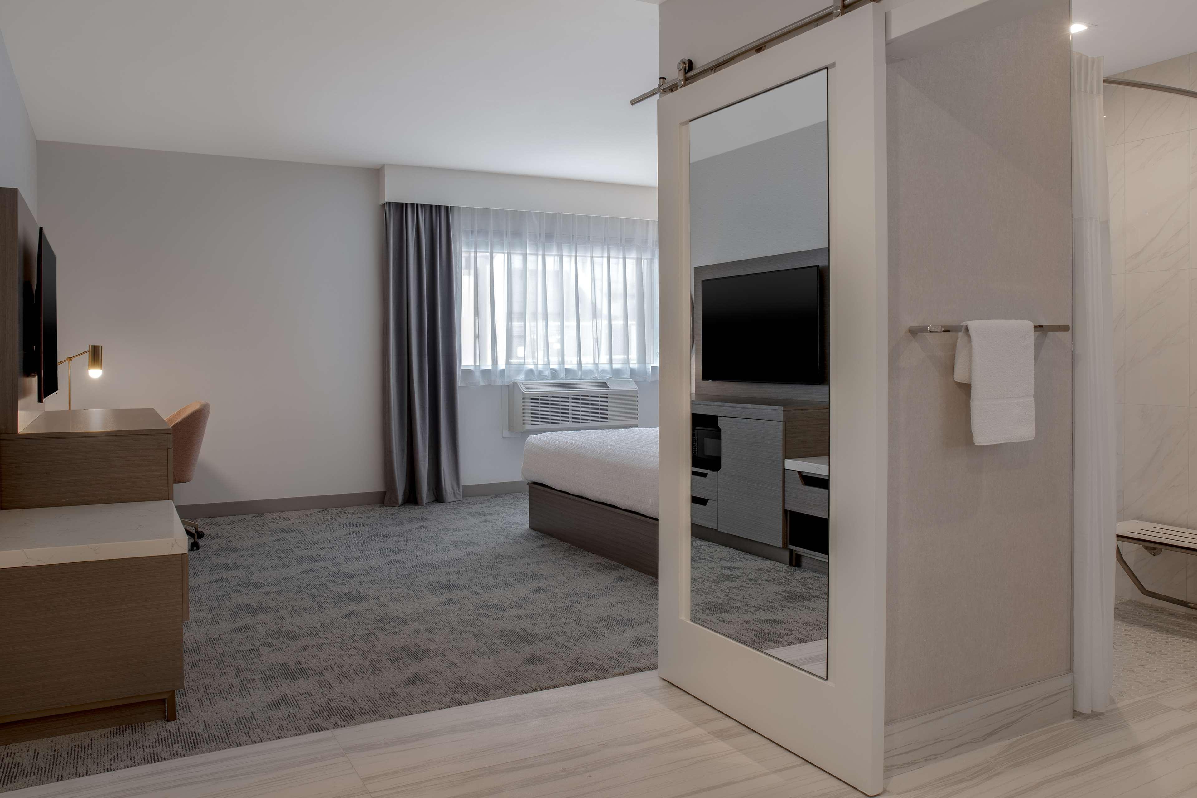 Double Accessible King Size Bed