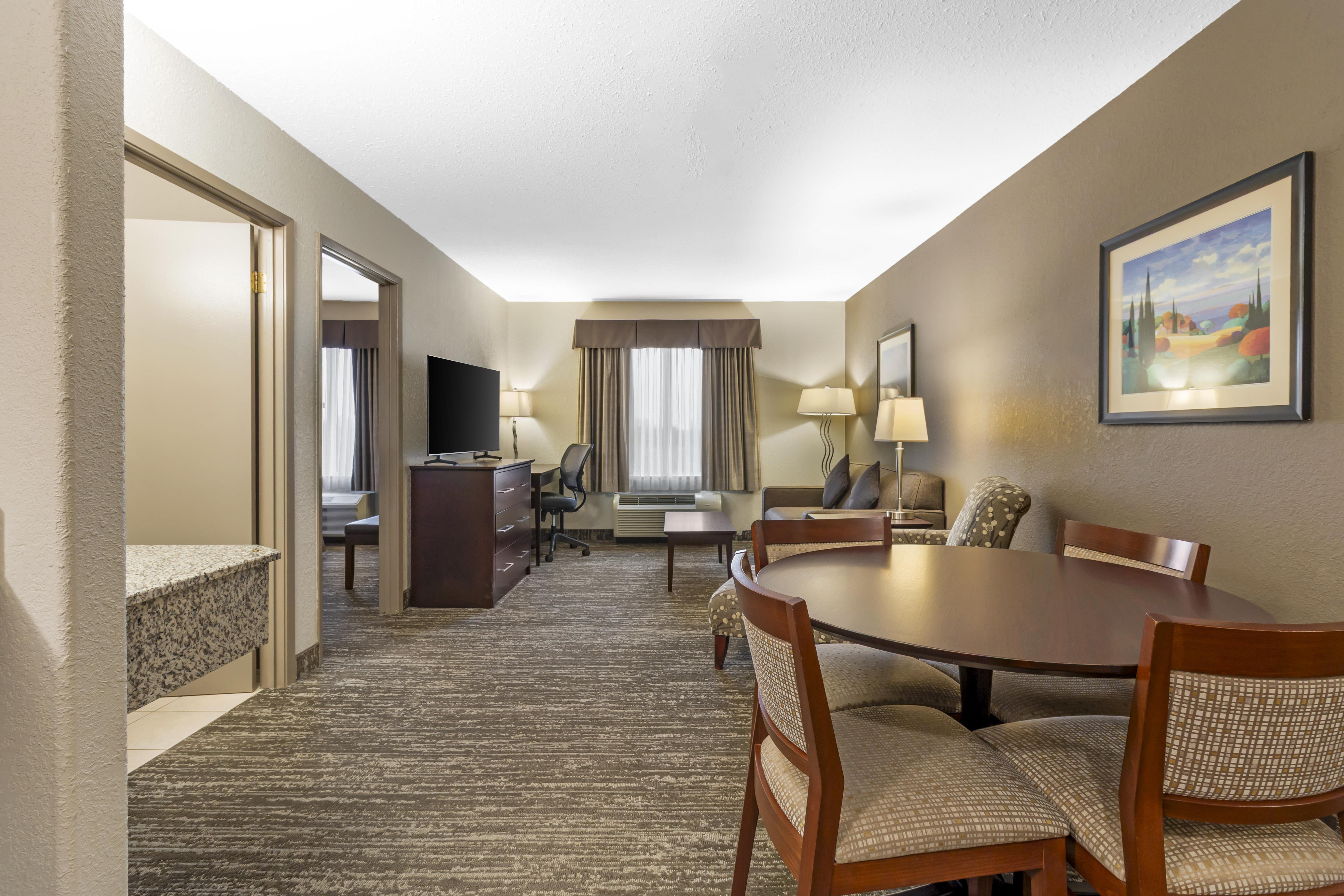 Suite King Size Bed