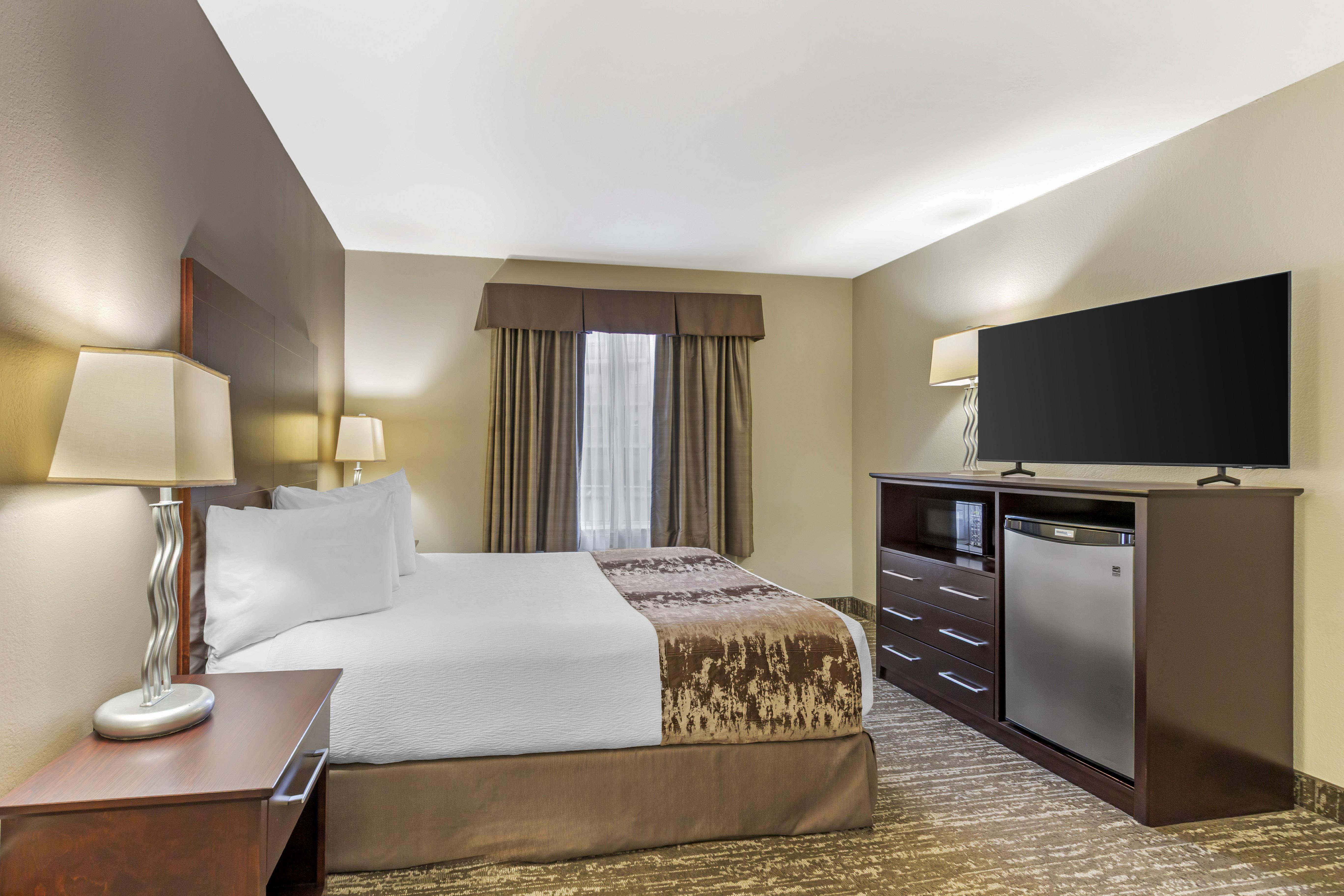 Room Queen Size Bed