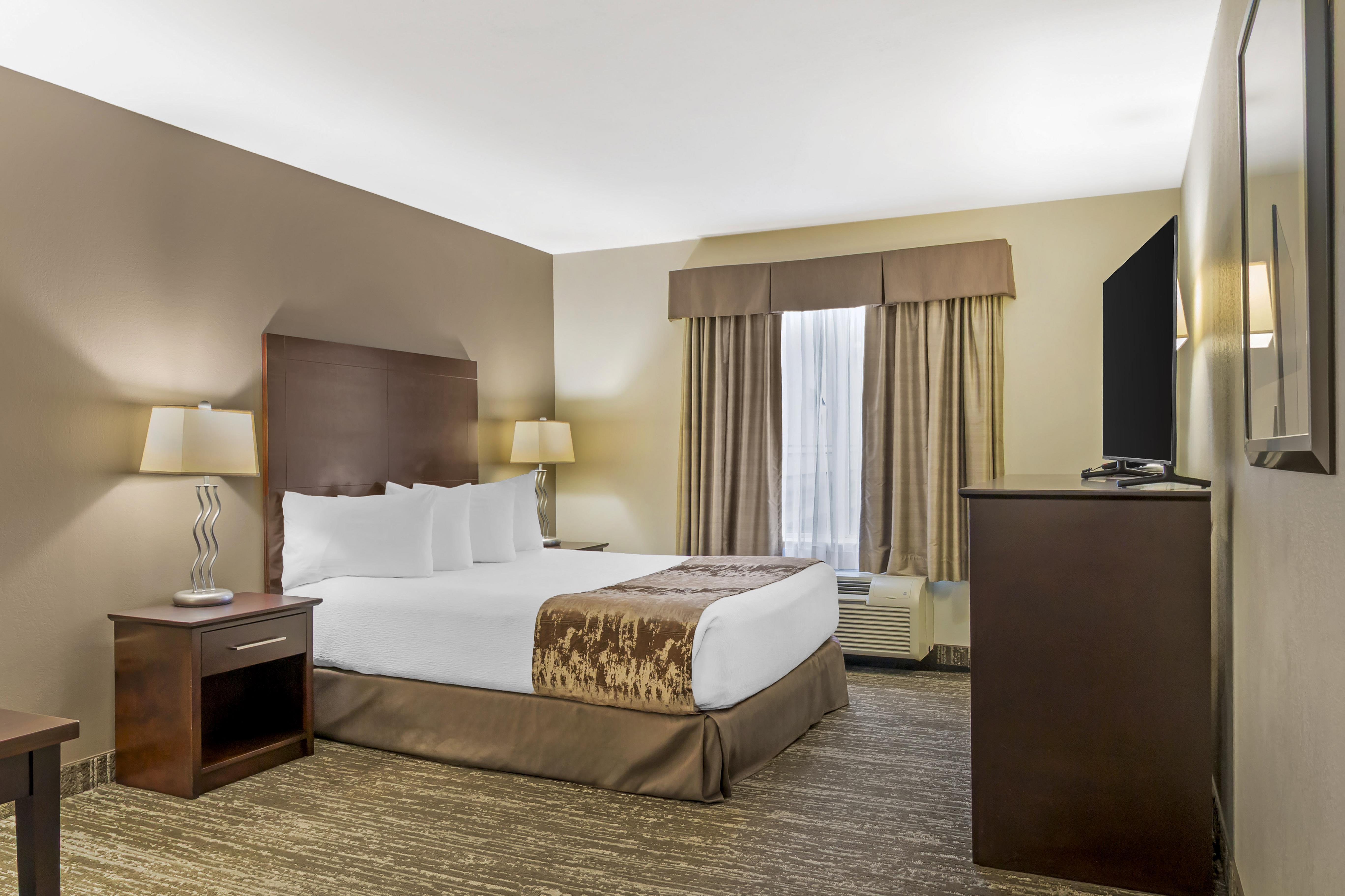 Room Queen Size Bed