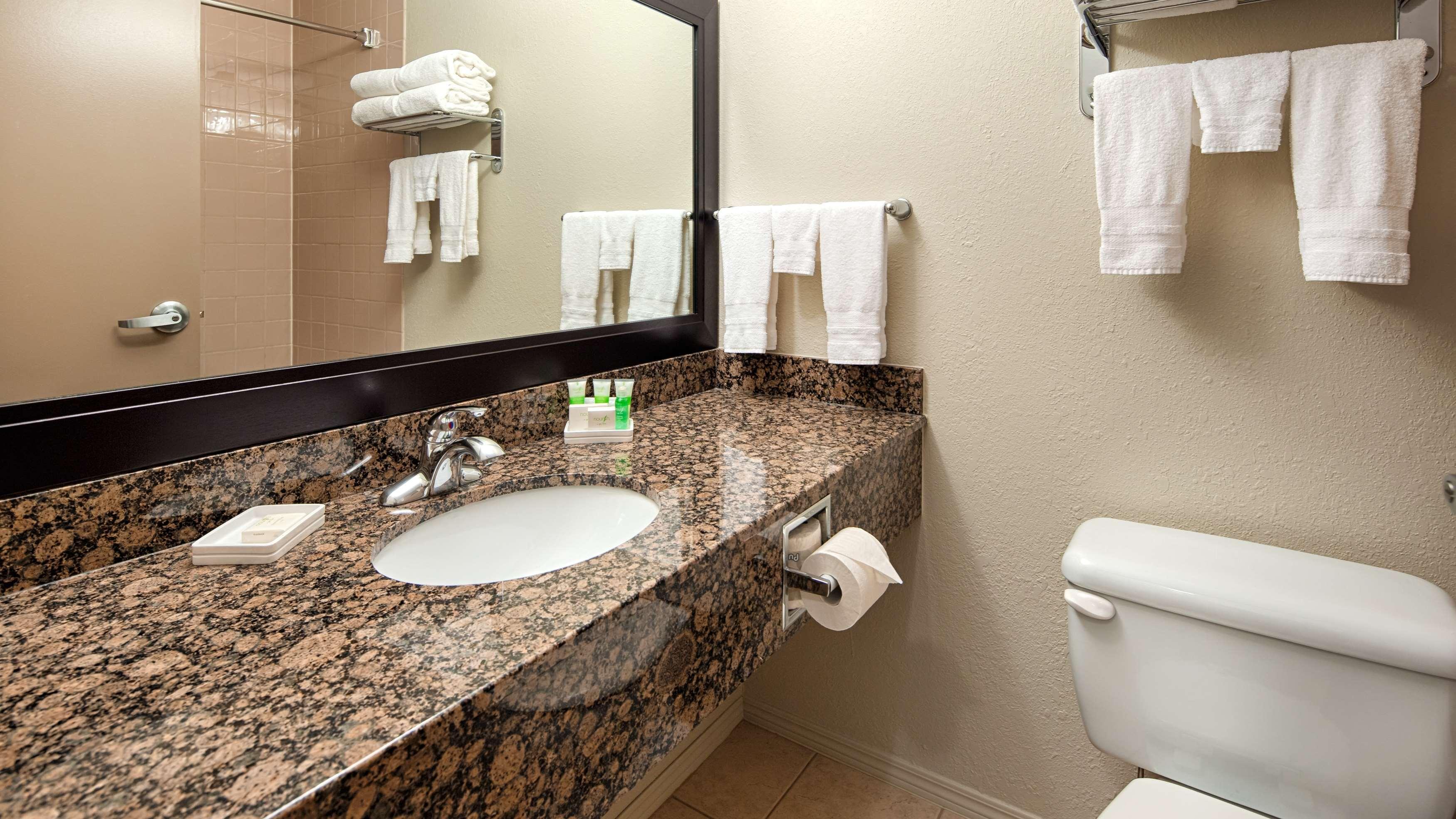 Quadruple Two Queen Beds