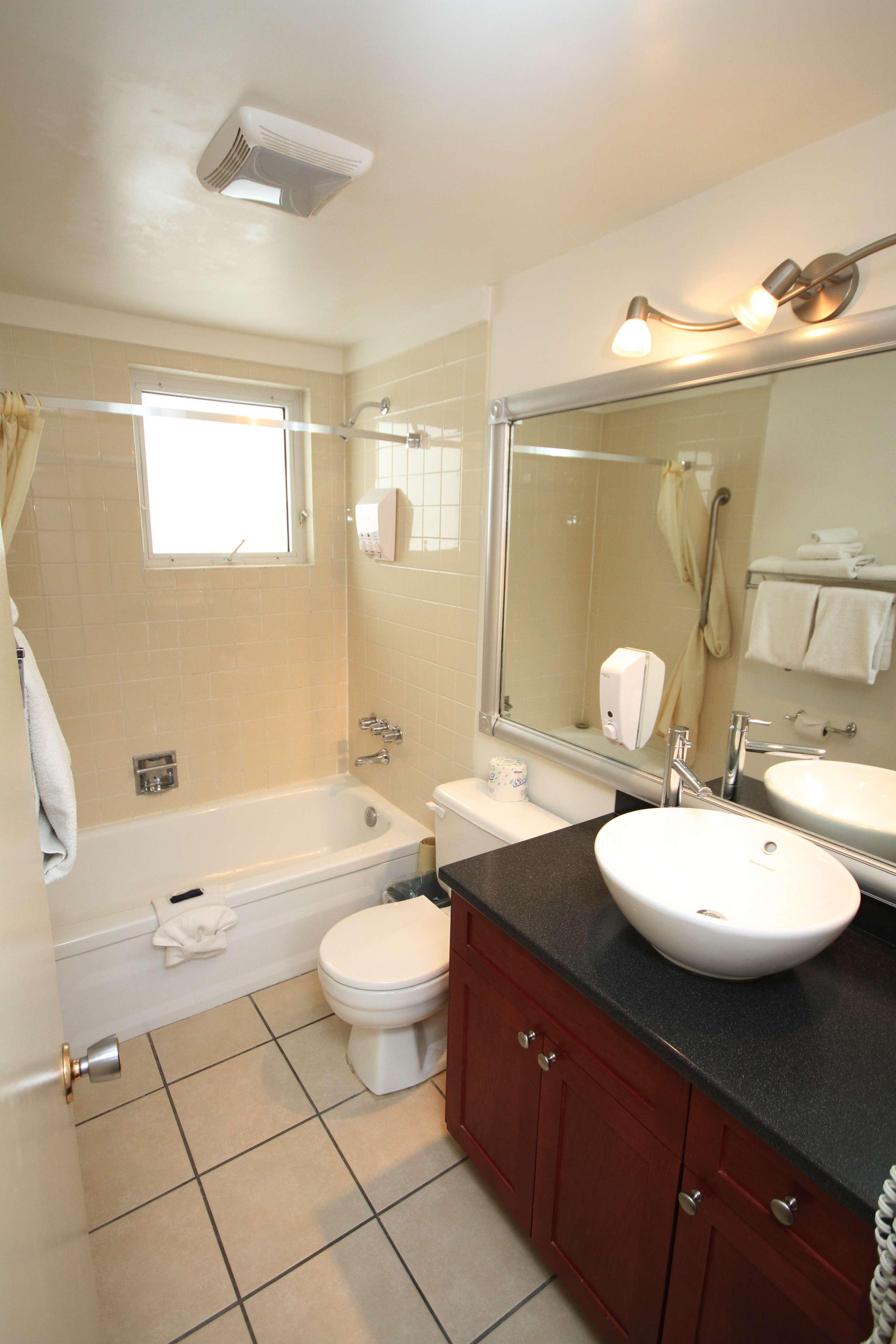 Suite Two Queen Beds