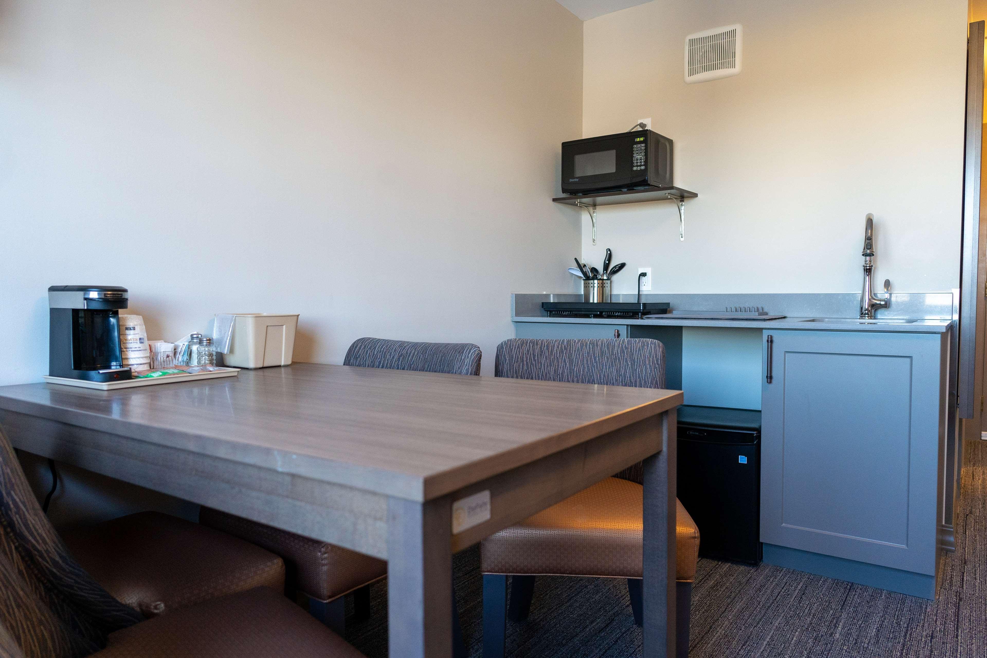 Room King Bed Non Smoking