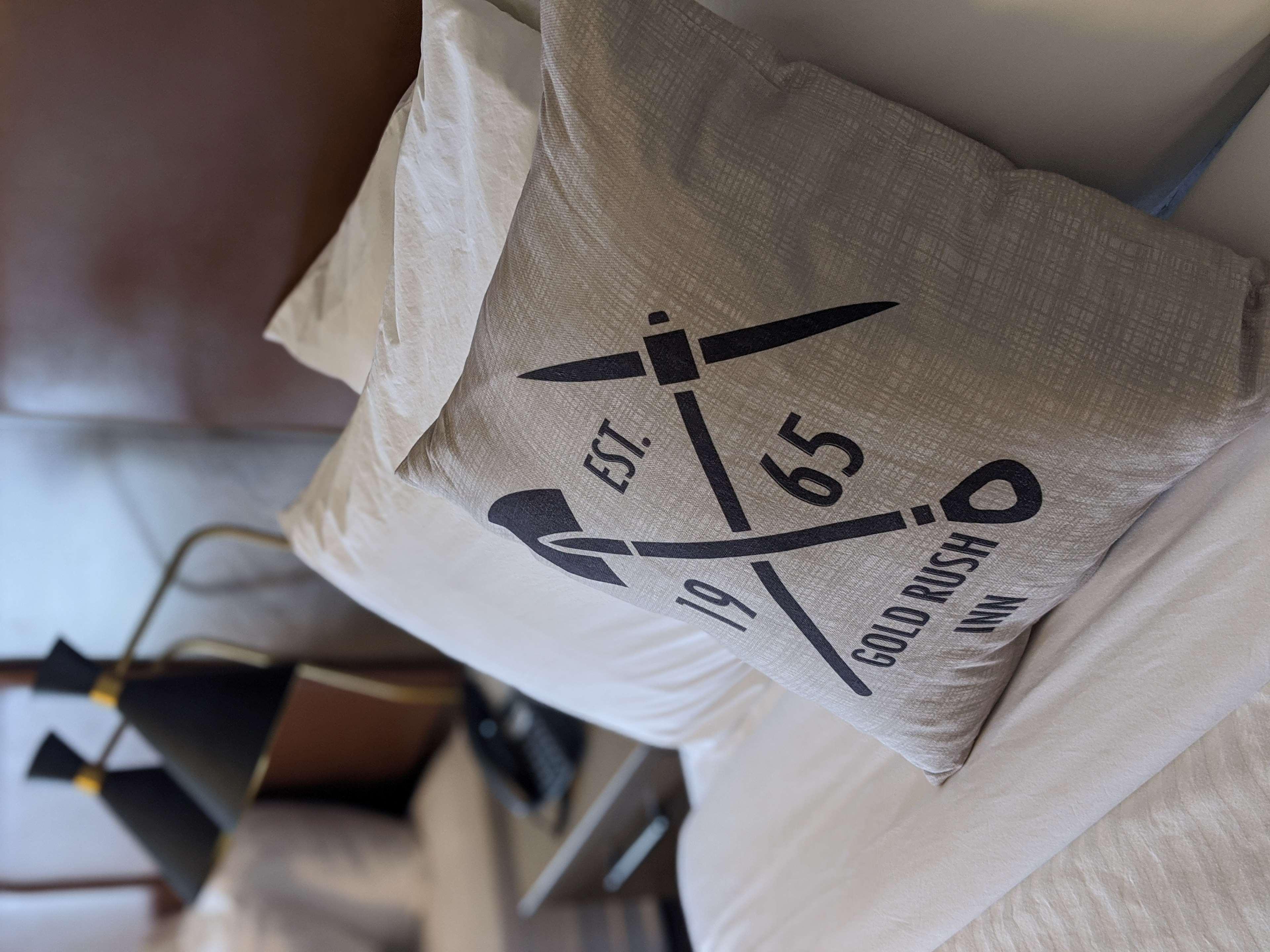 Room Queen Bed Non Smoking