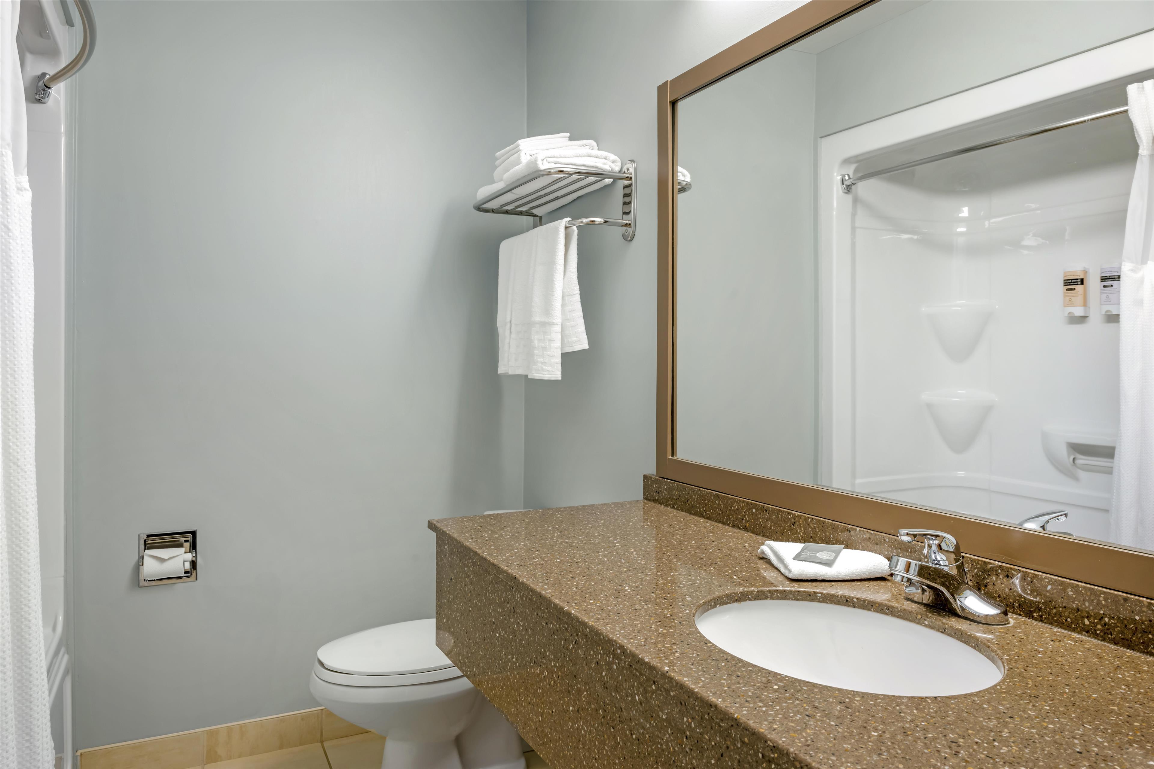 Junior Suite Queen Size Bed