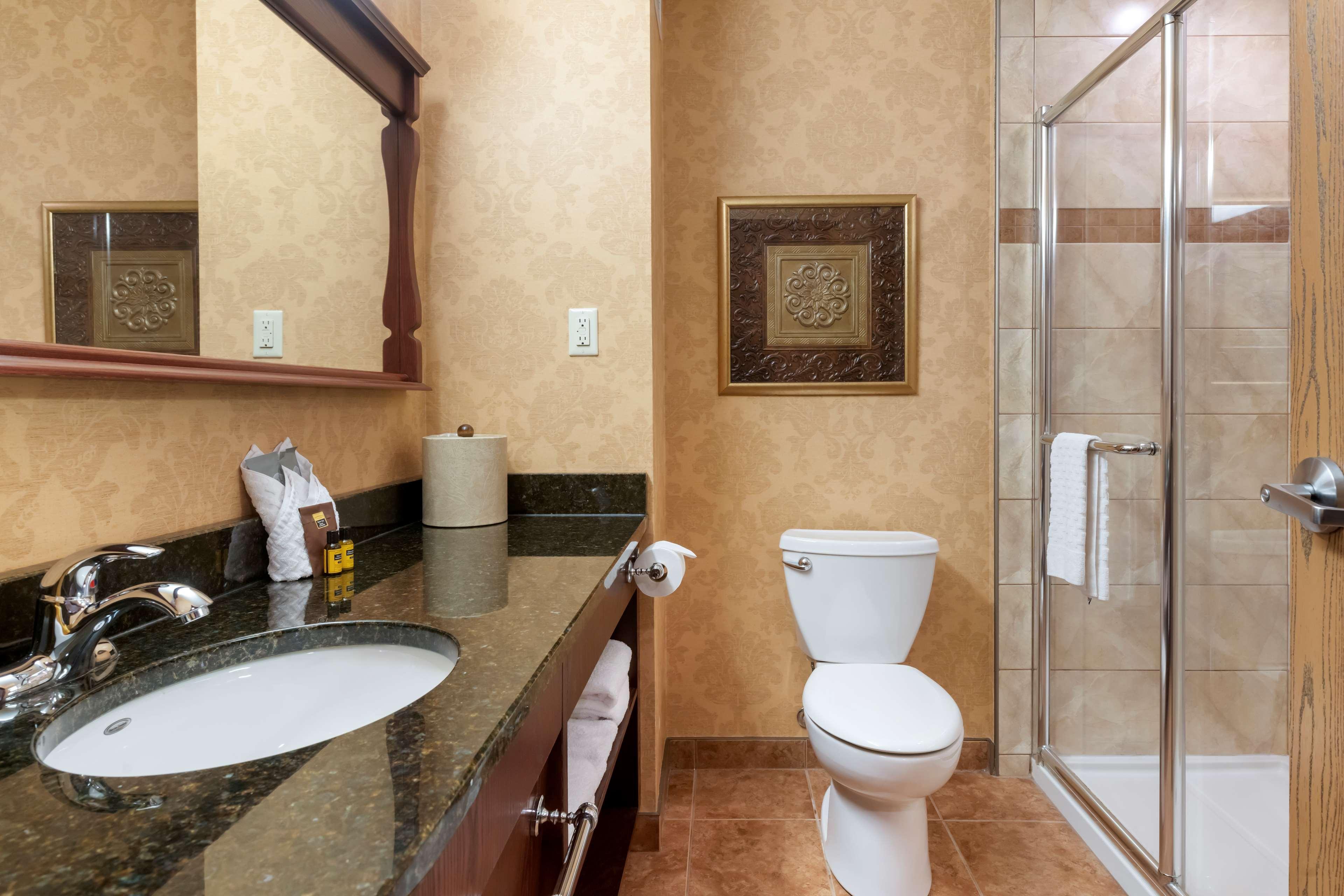 Suite Two Queen Beds