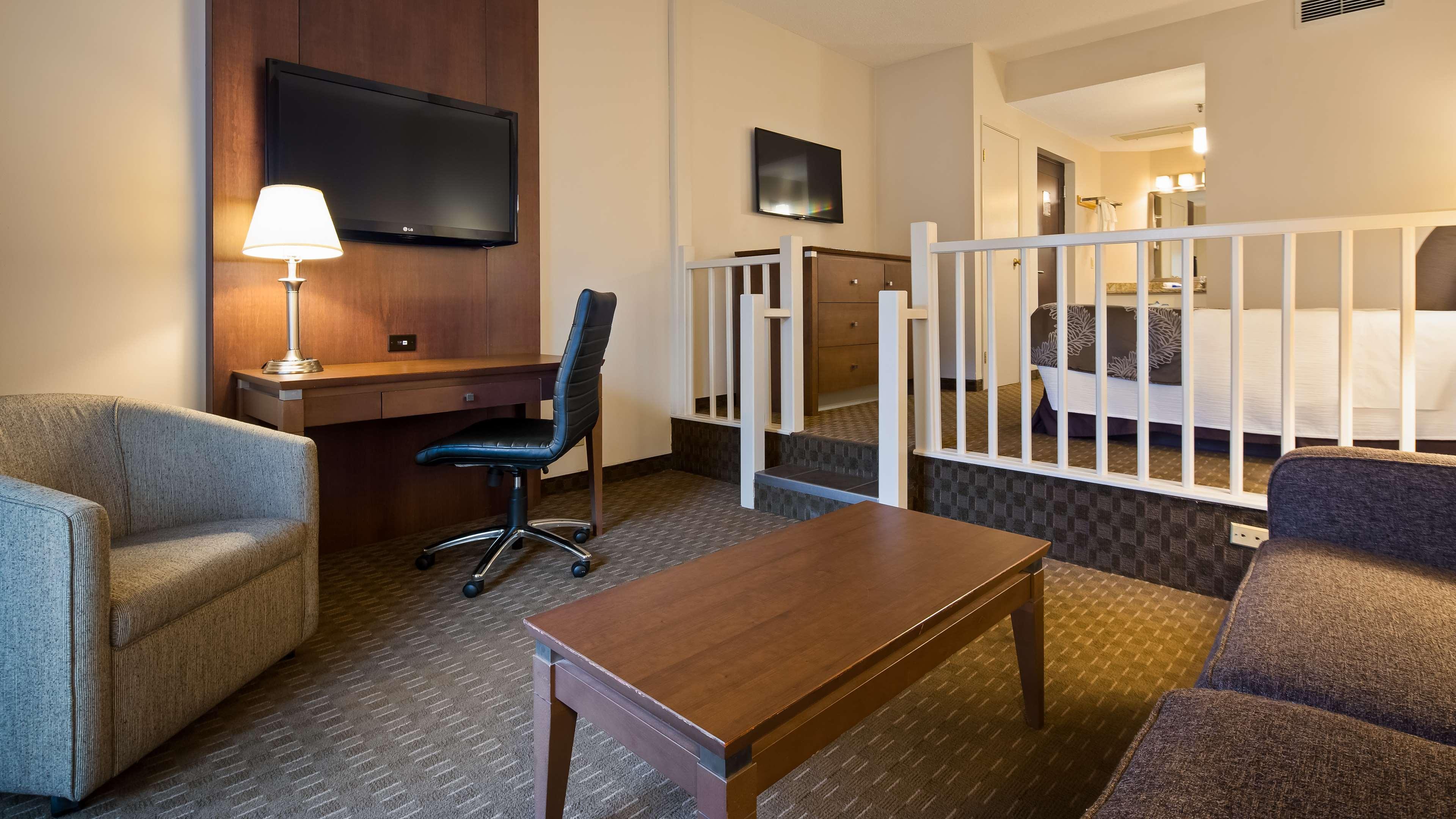 Suite Queen Size Bed