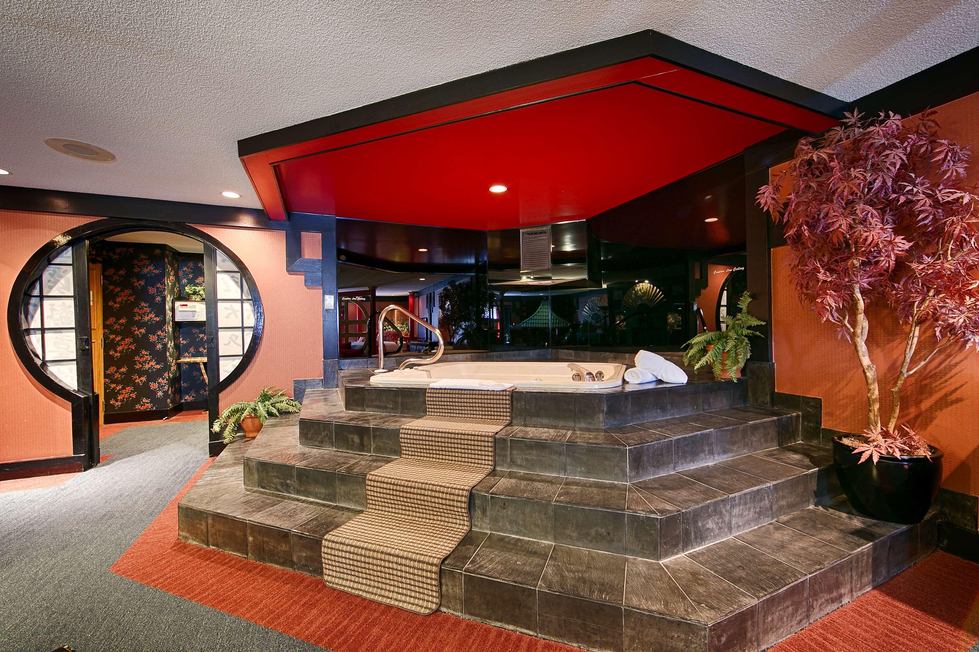 Suite Queen Size Bed