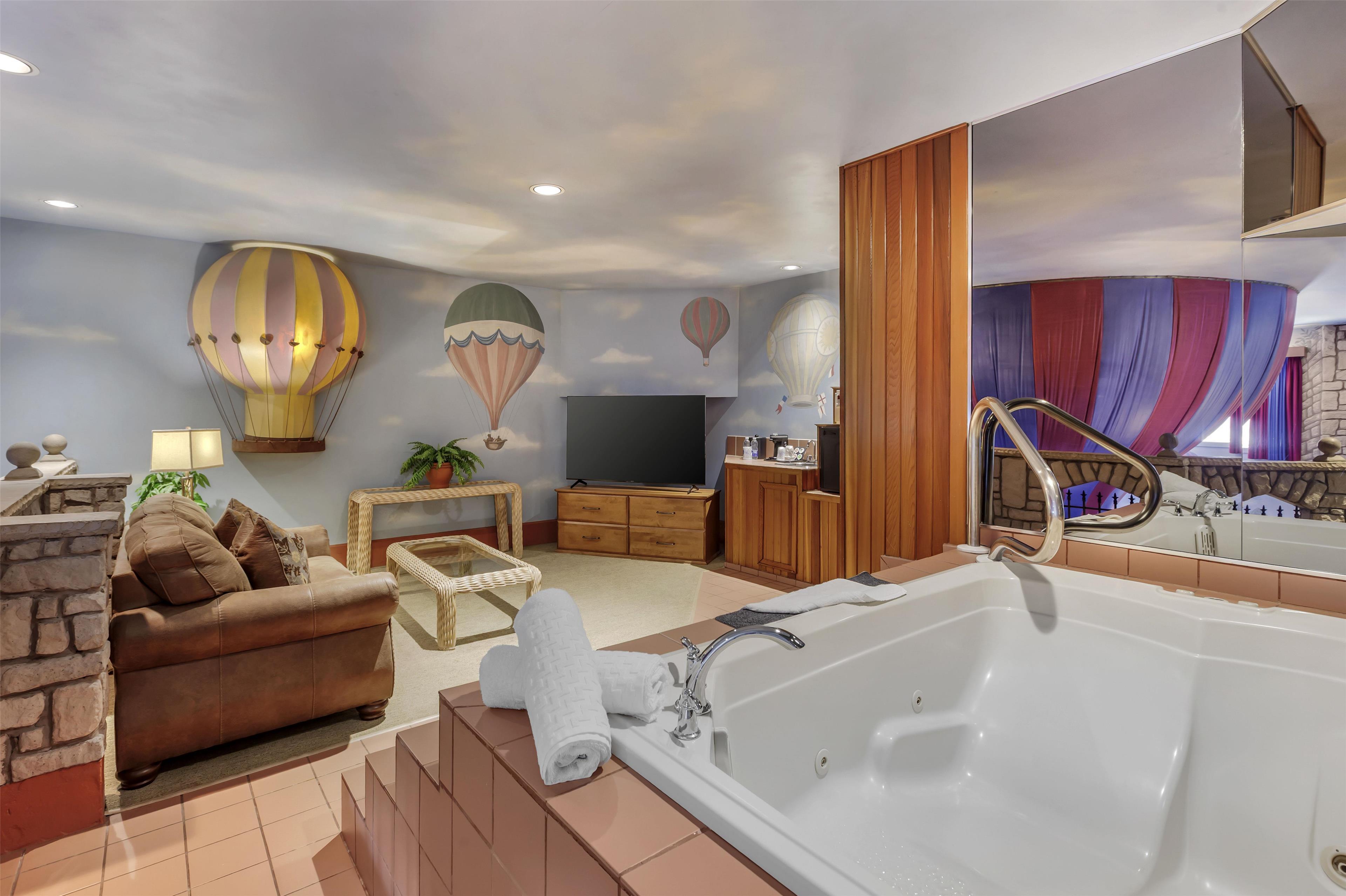 Suite Queen Size Bed