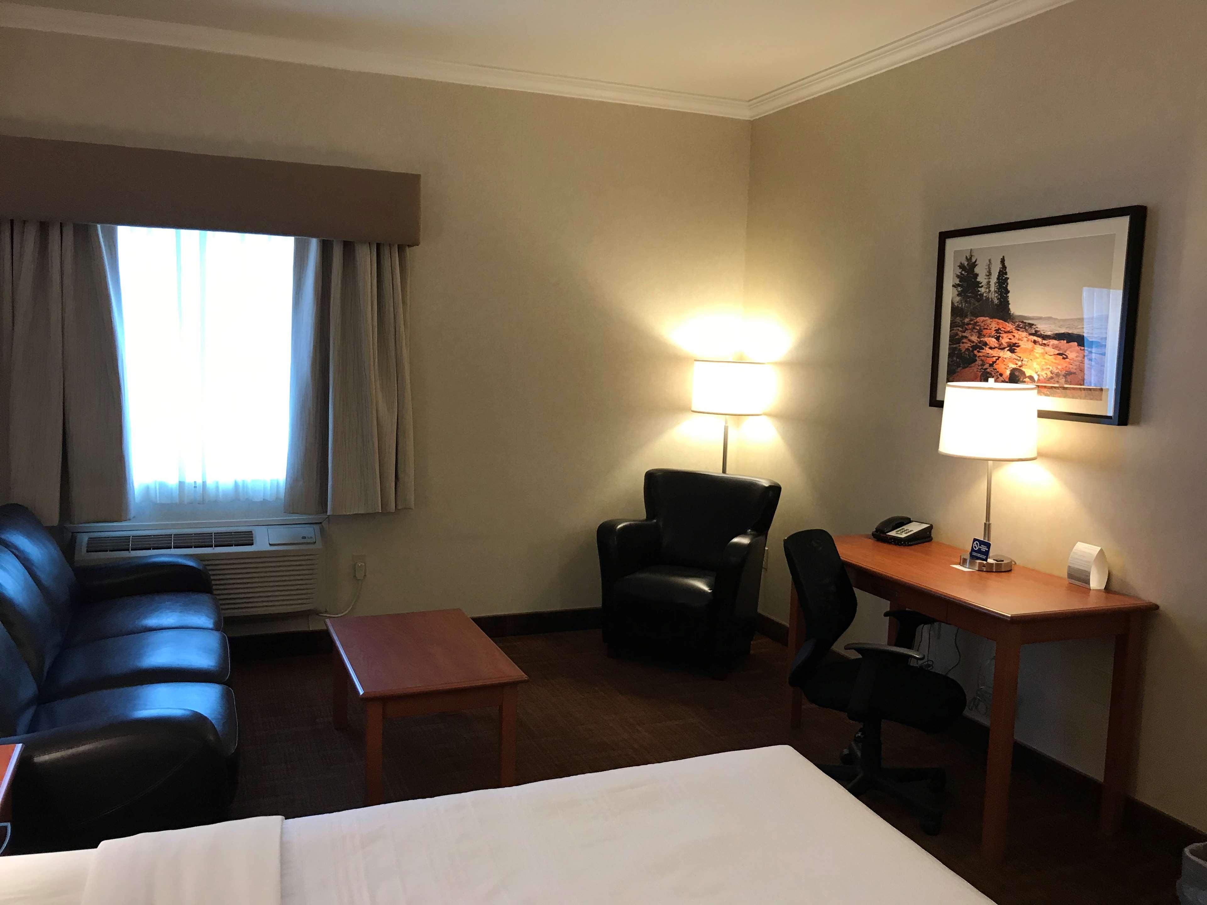 Quadruple Queen Bed Non Smoking