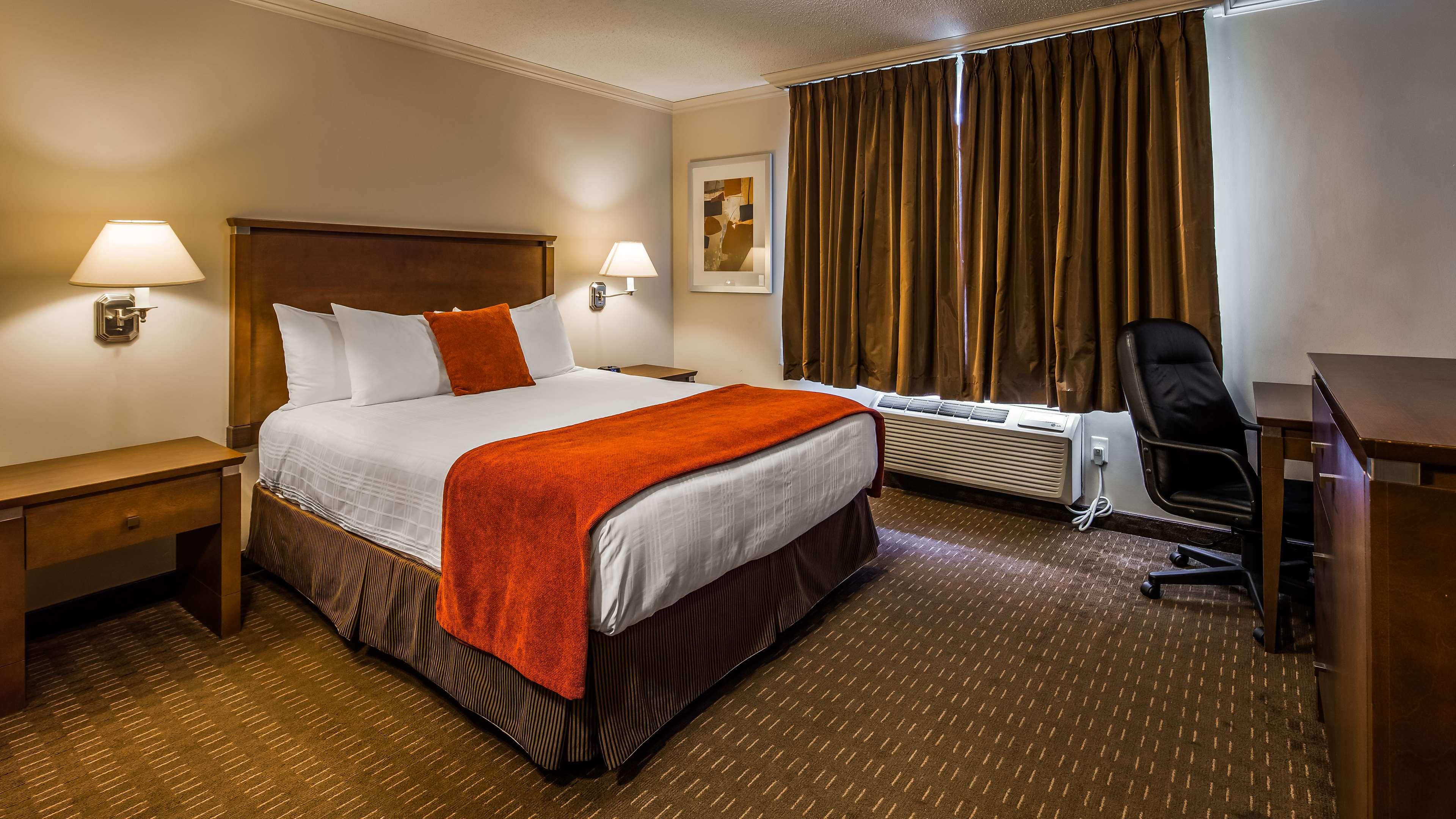 Double Queen Bed Non Smoking