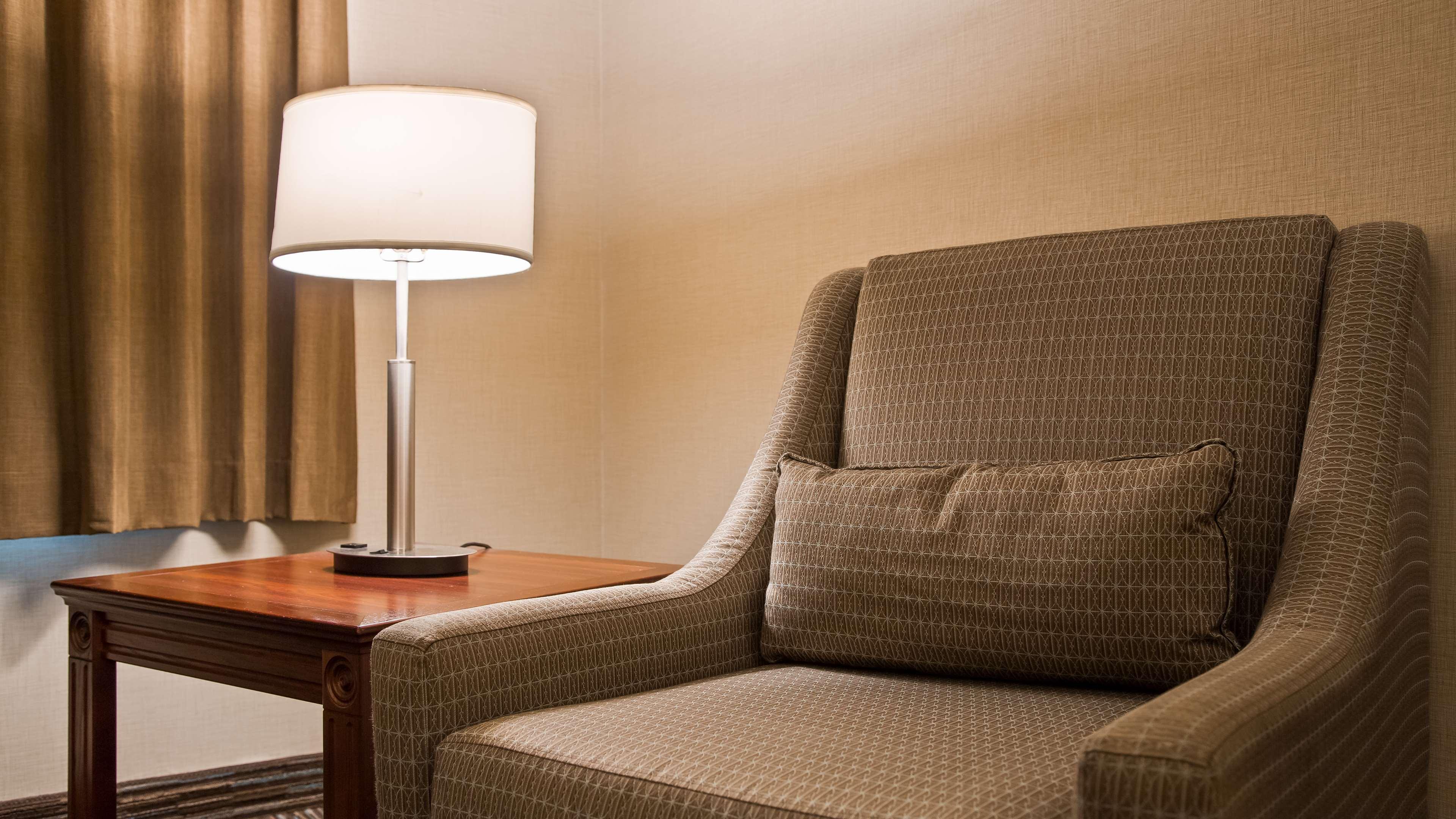 Quadruple Two Queen Beds