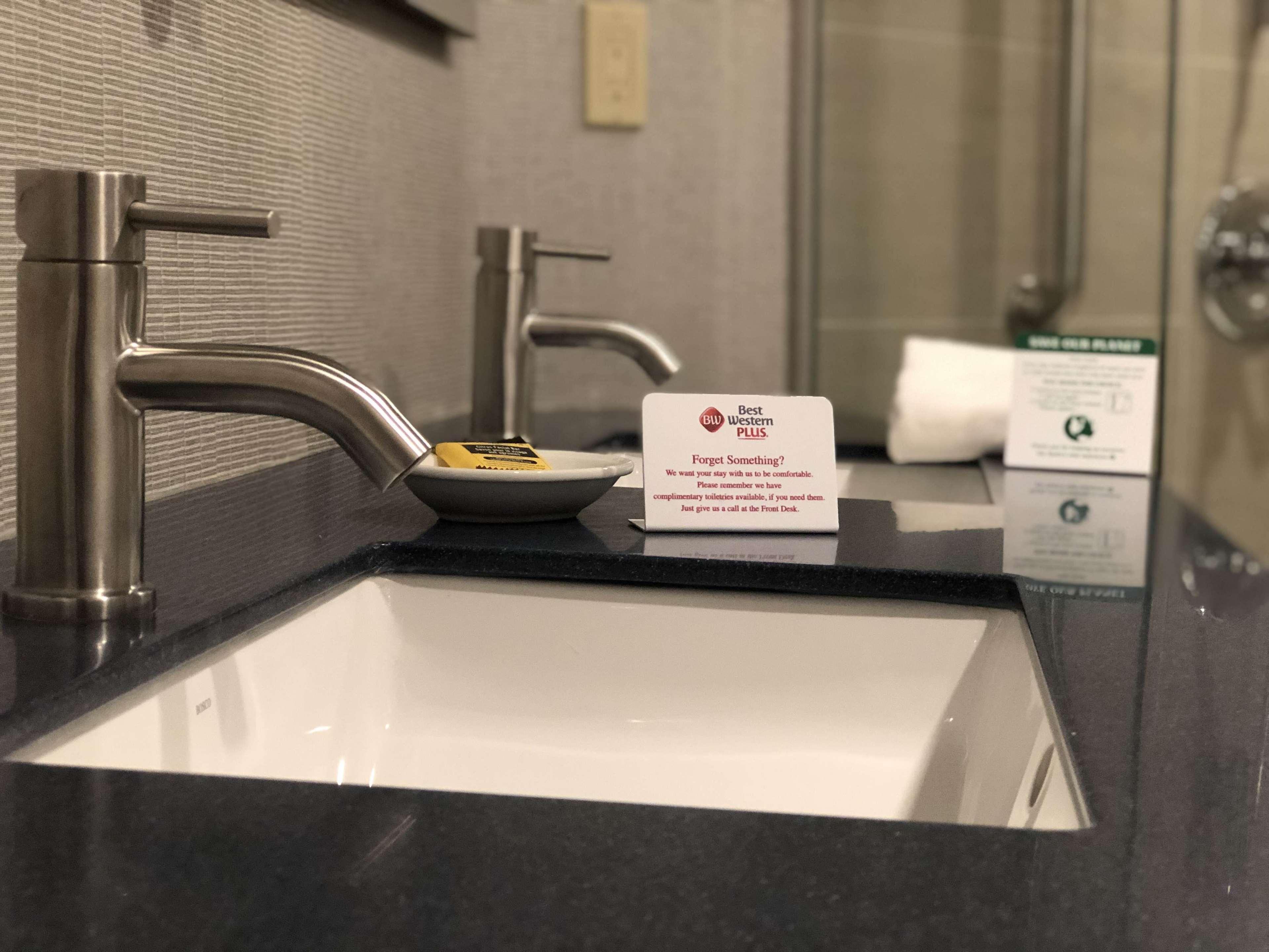 Studio King Bed Non Smoking