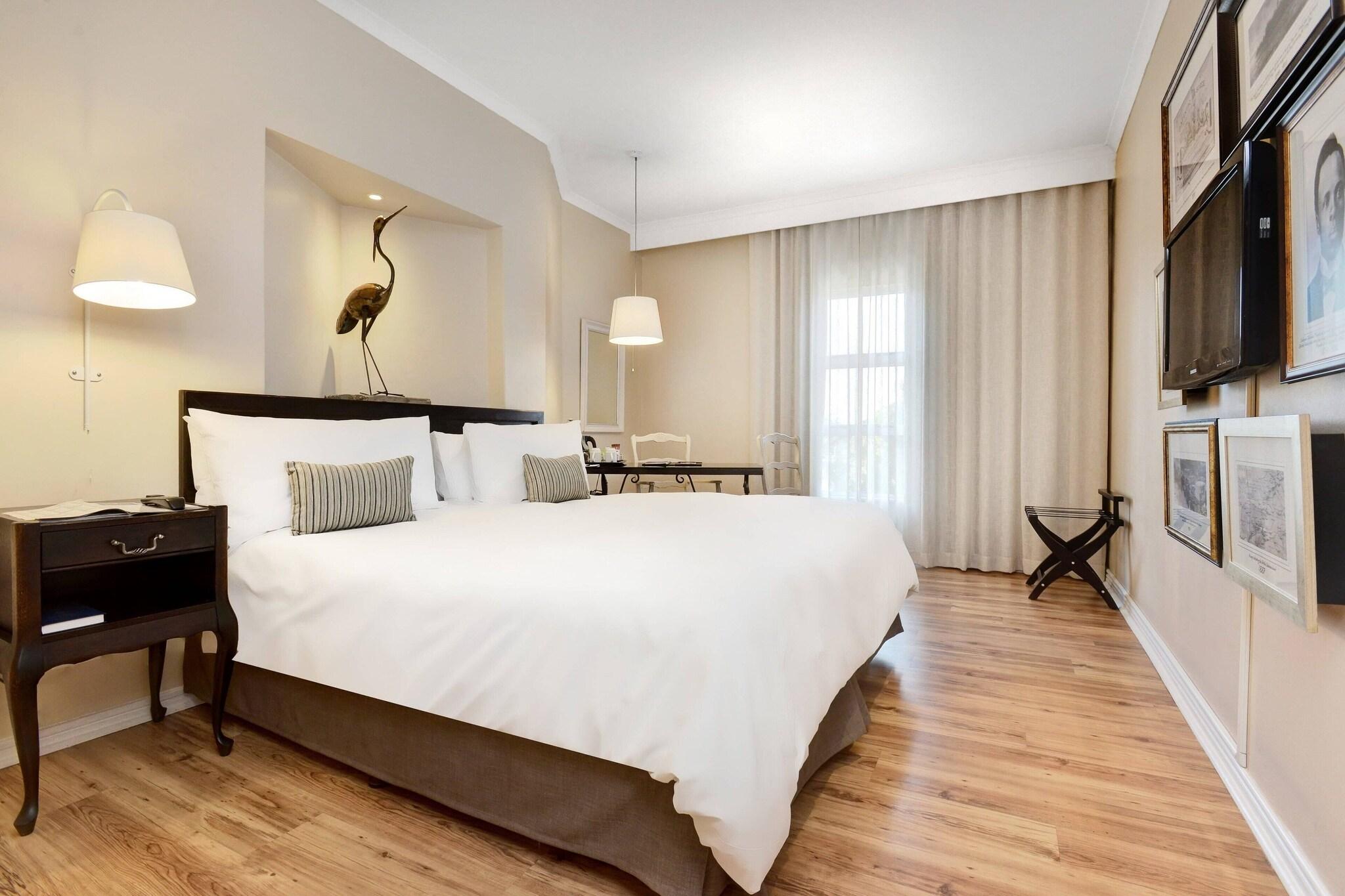 Double King Size Bed