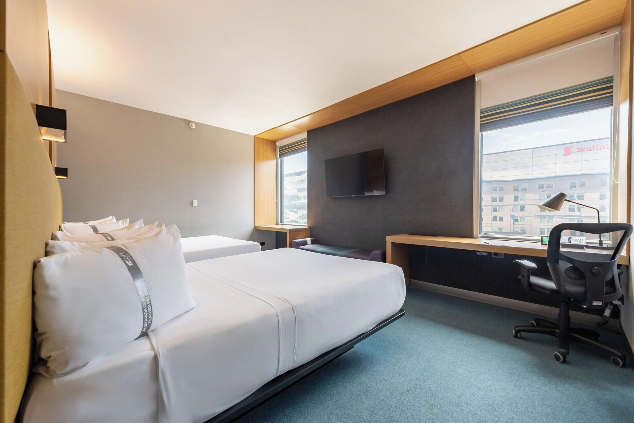 Quadruple Two Queen Beds