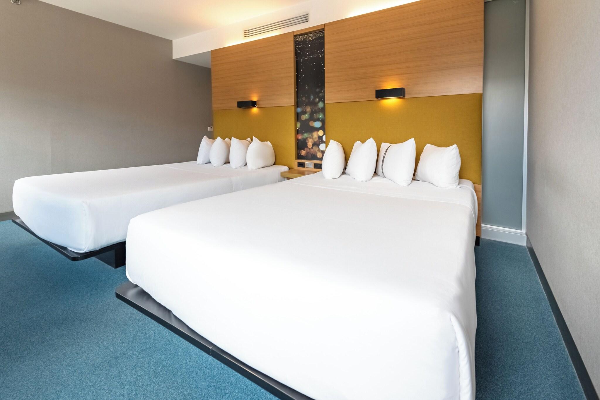 Quadruple Two Queen Beds