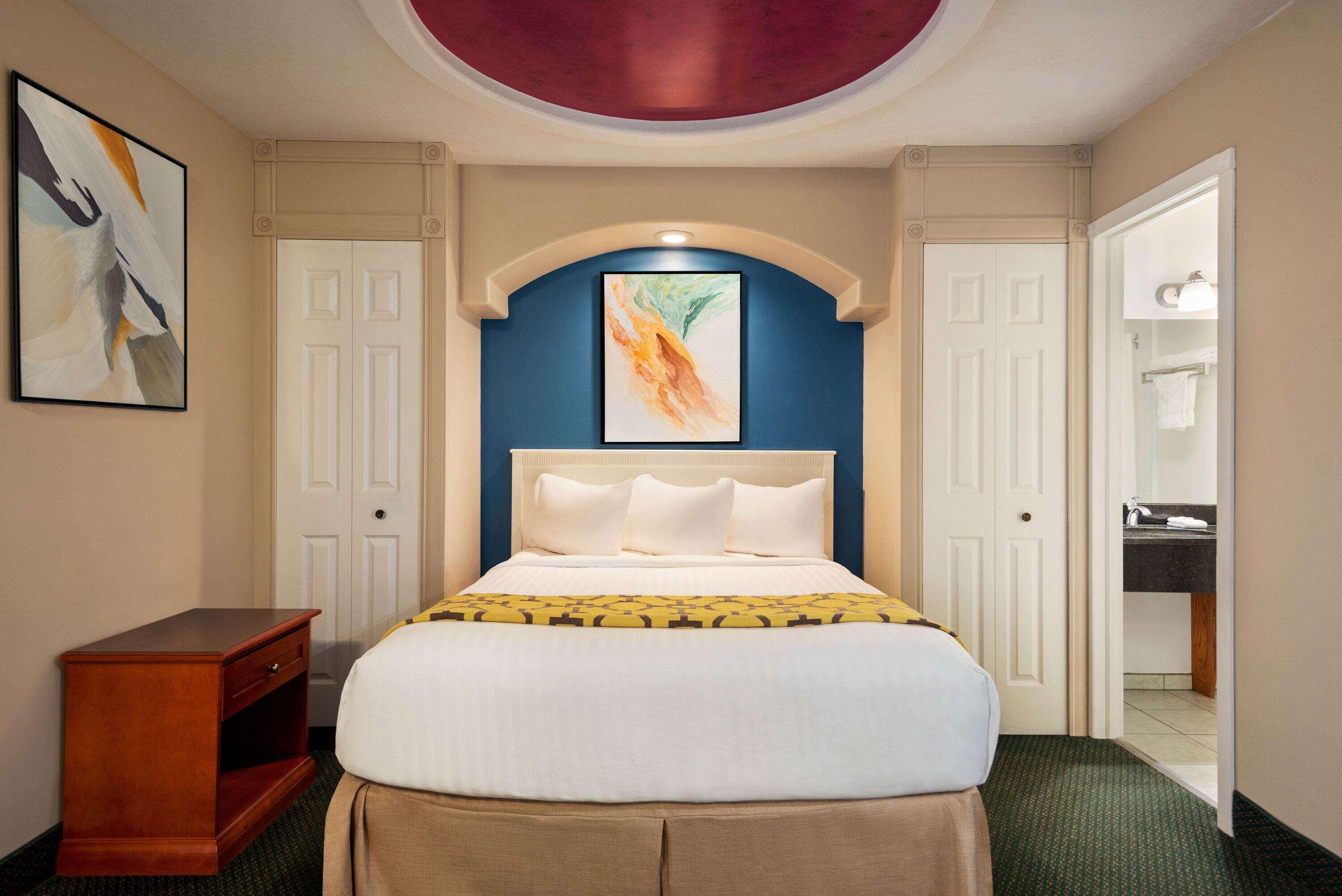 Room Deluxe Queen Bed