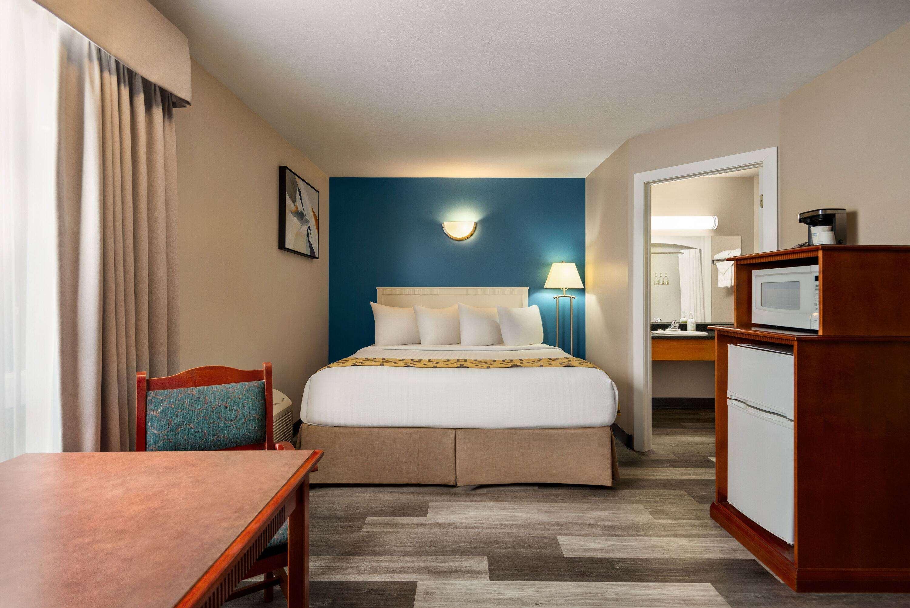 Room Deluxe King Bed