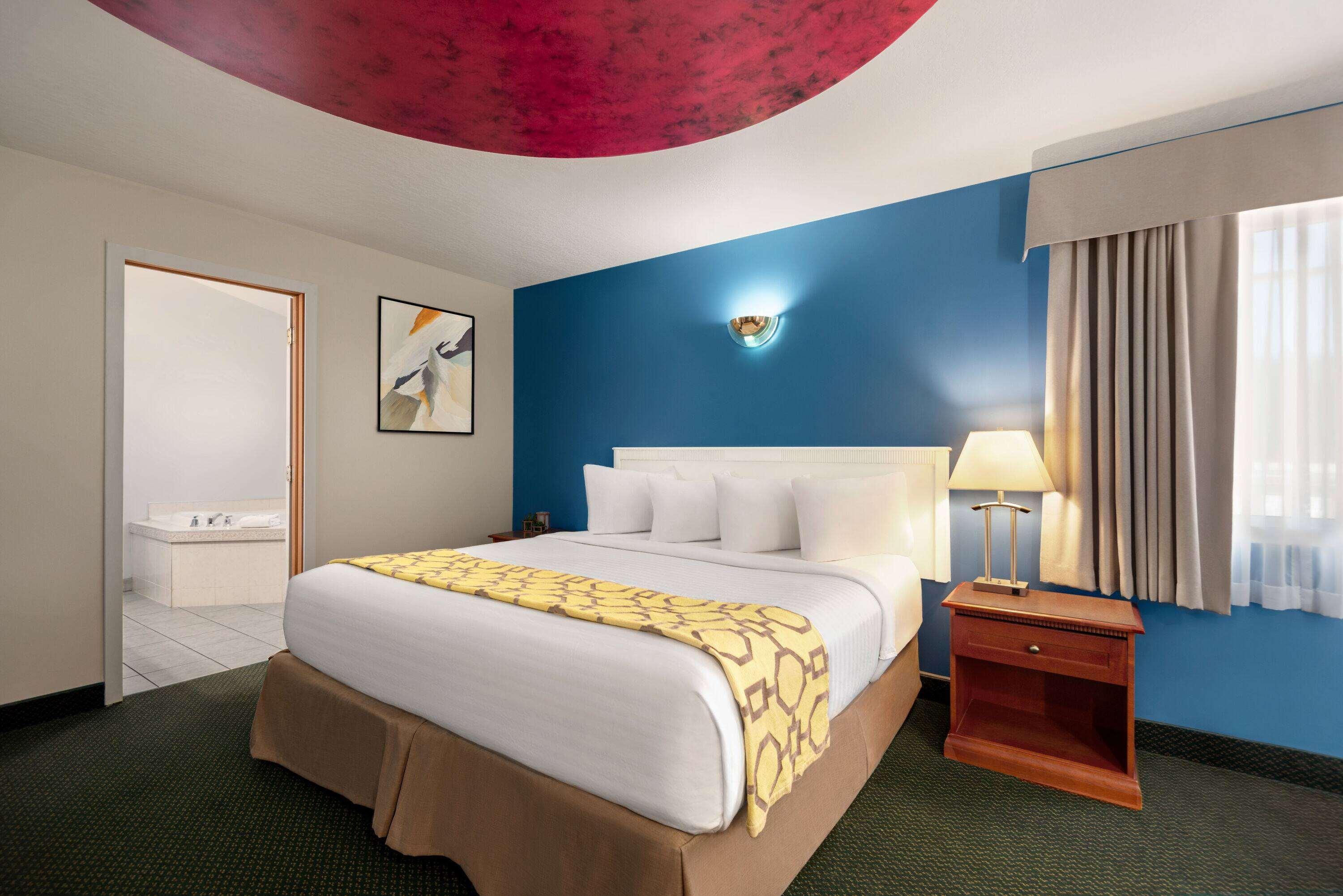 Suite Deluxe King Bed