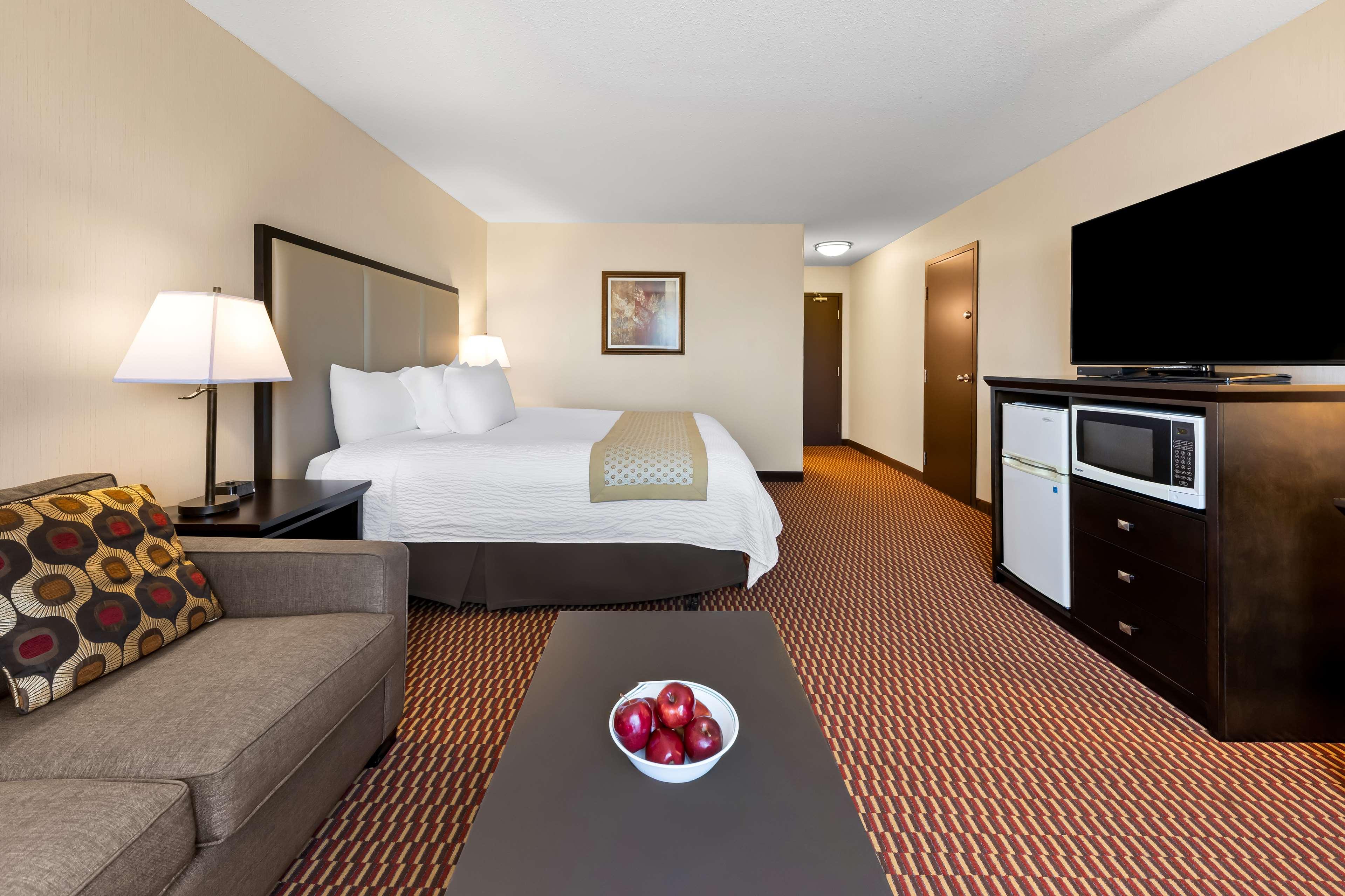 Double Queen Size Bed