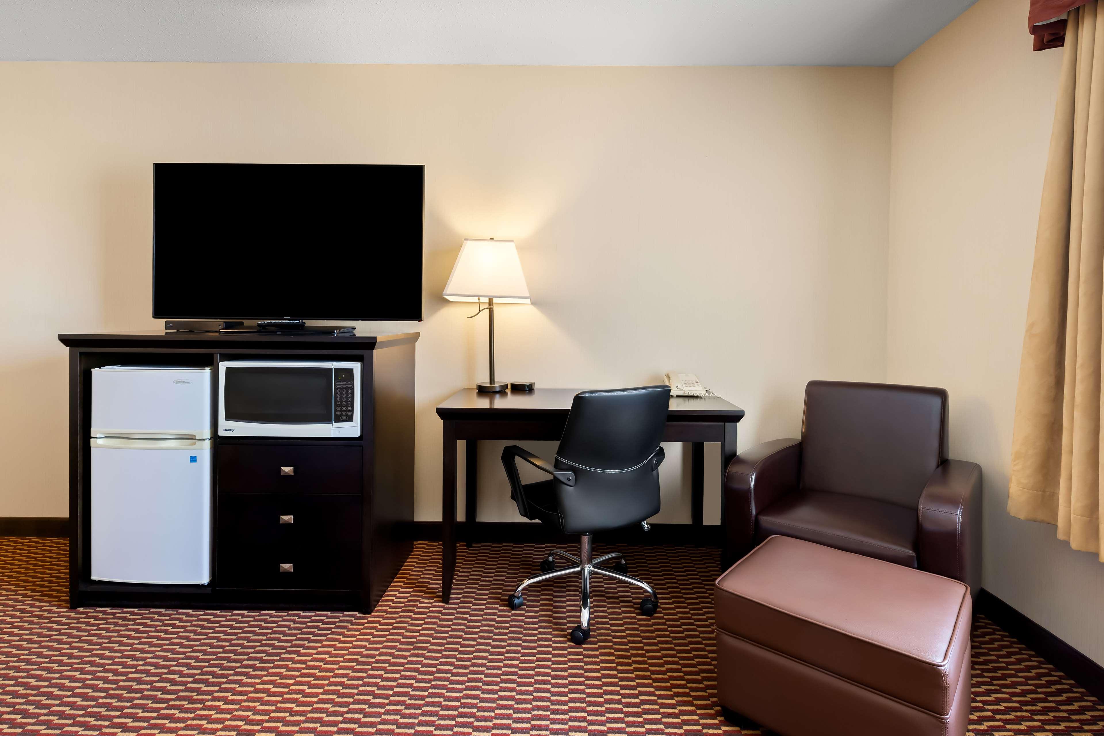 Double Queen Size Bed