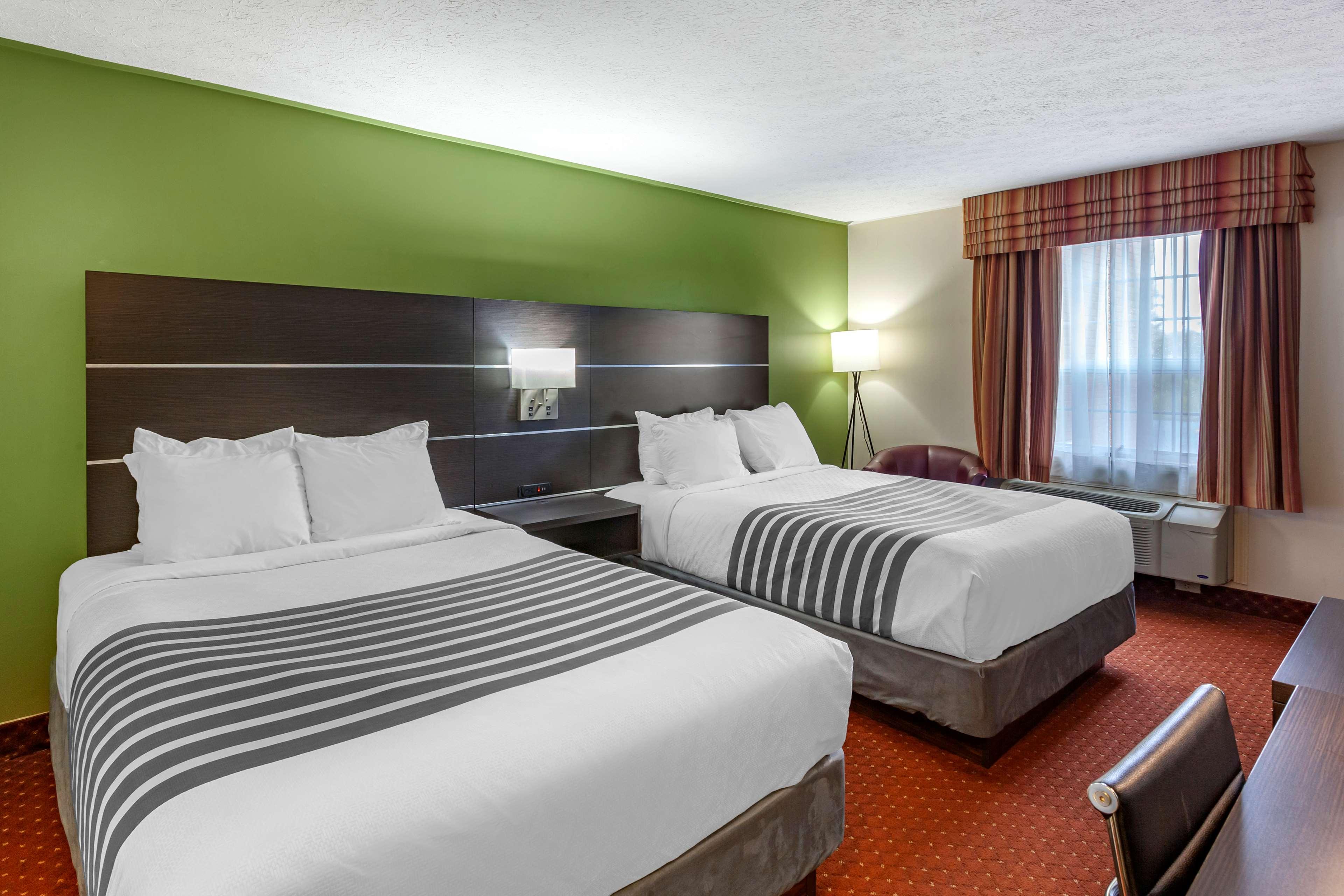 Room Two Queen Beds
