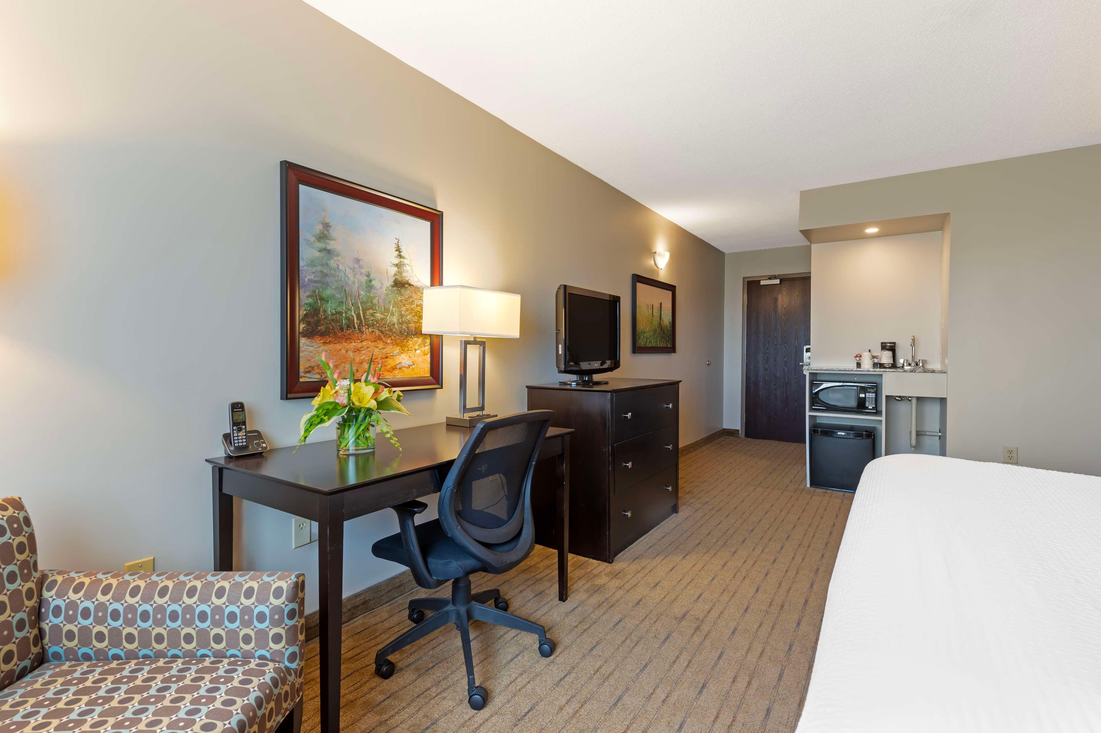 Triple King Bed Non Smoking