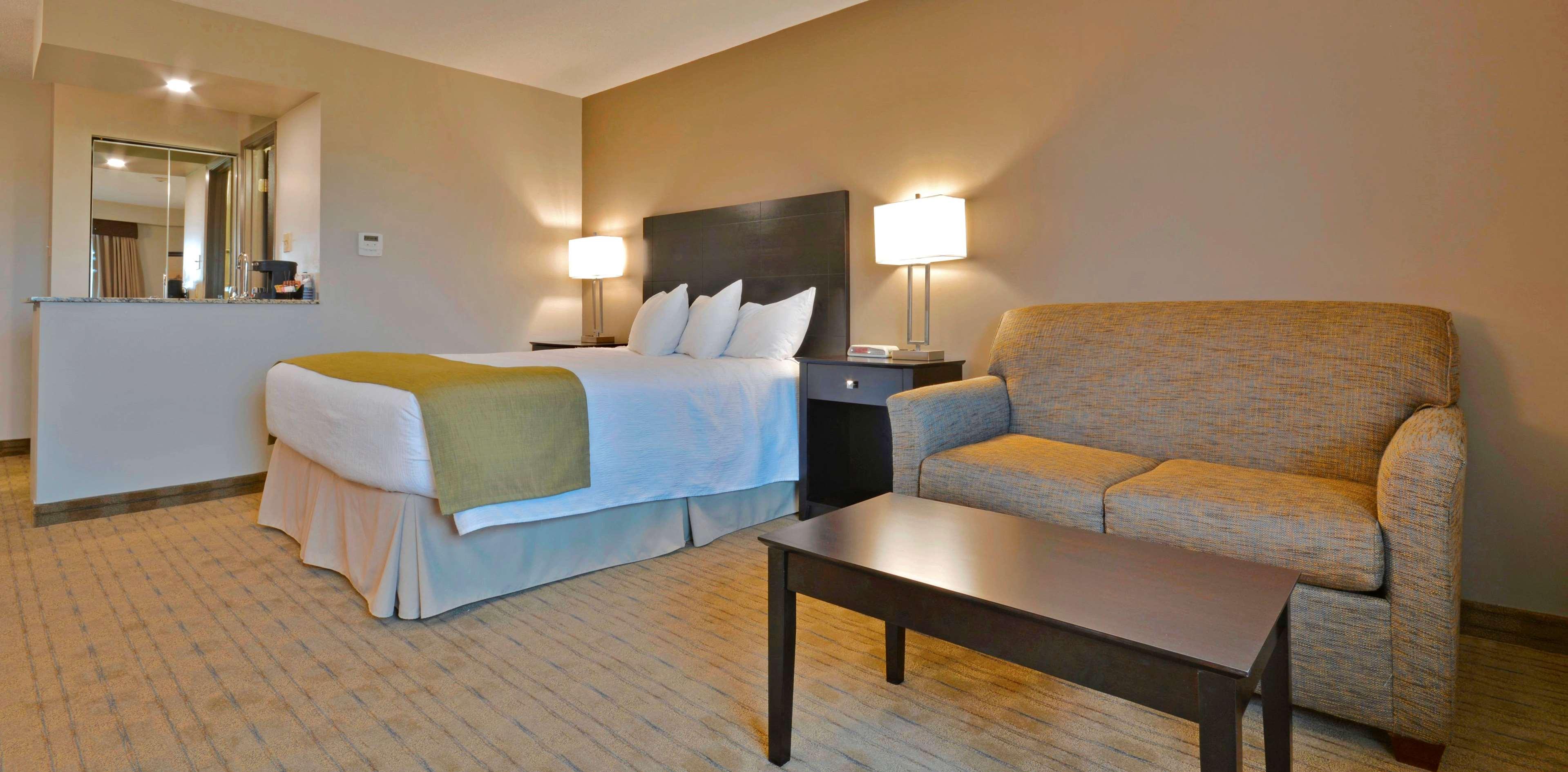 Triple Queen Bed Non Smoking