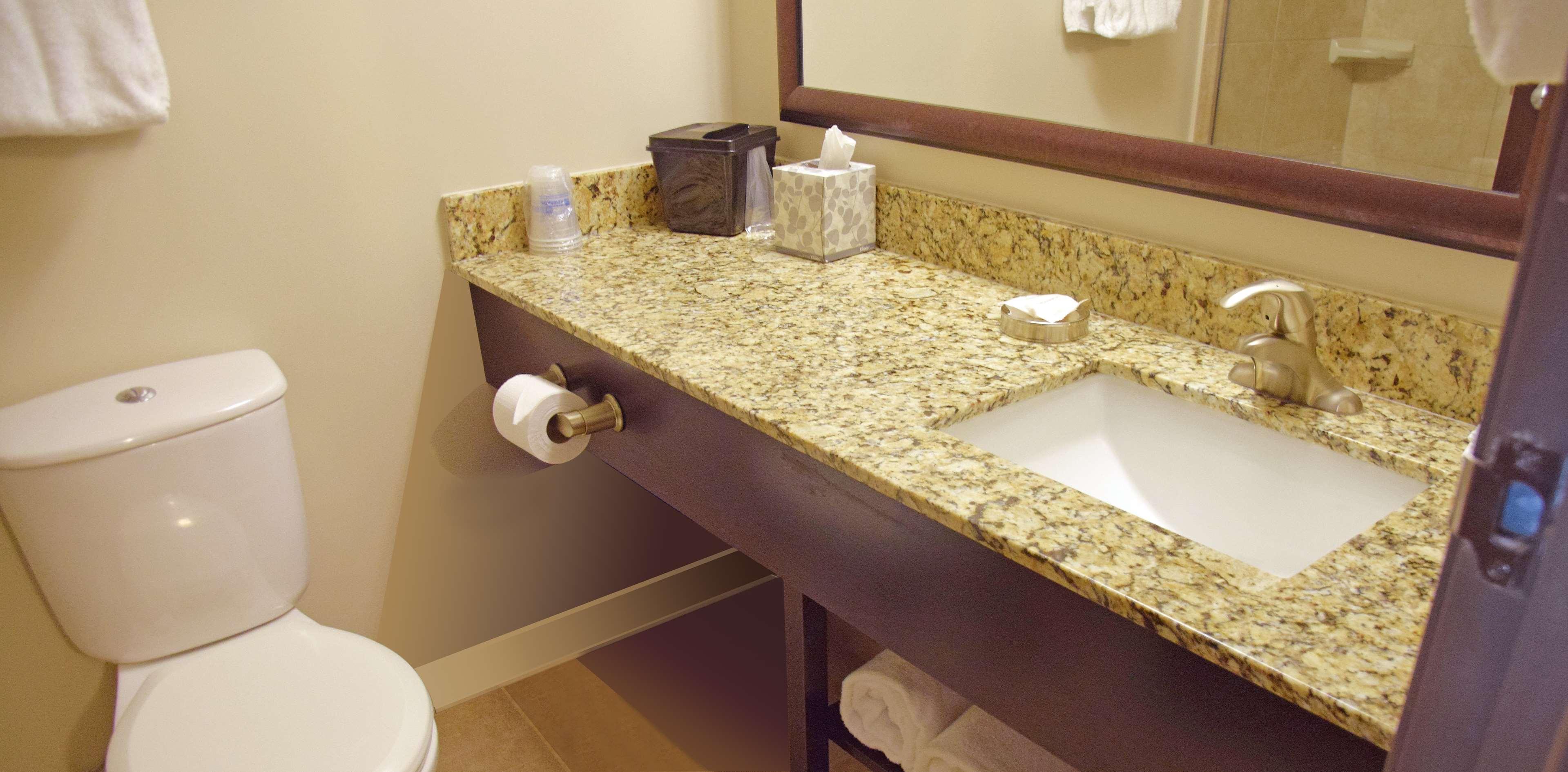 Suite Queen Size Bed