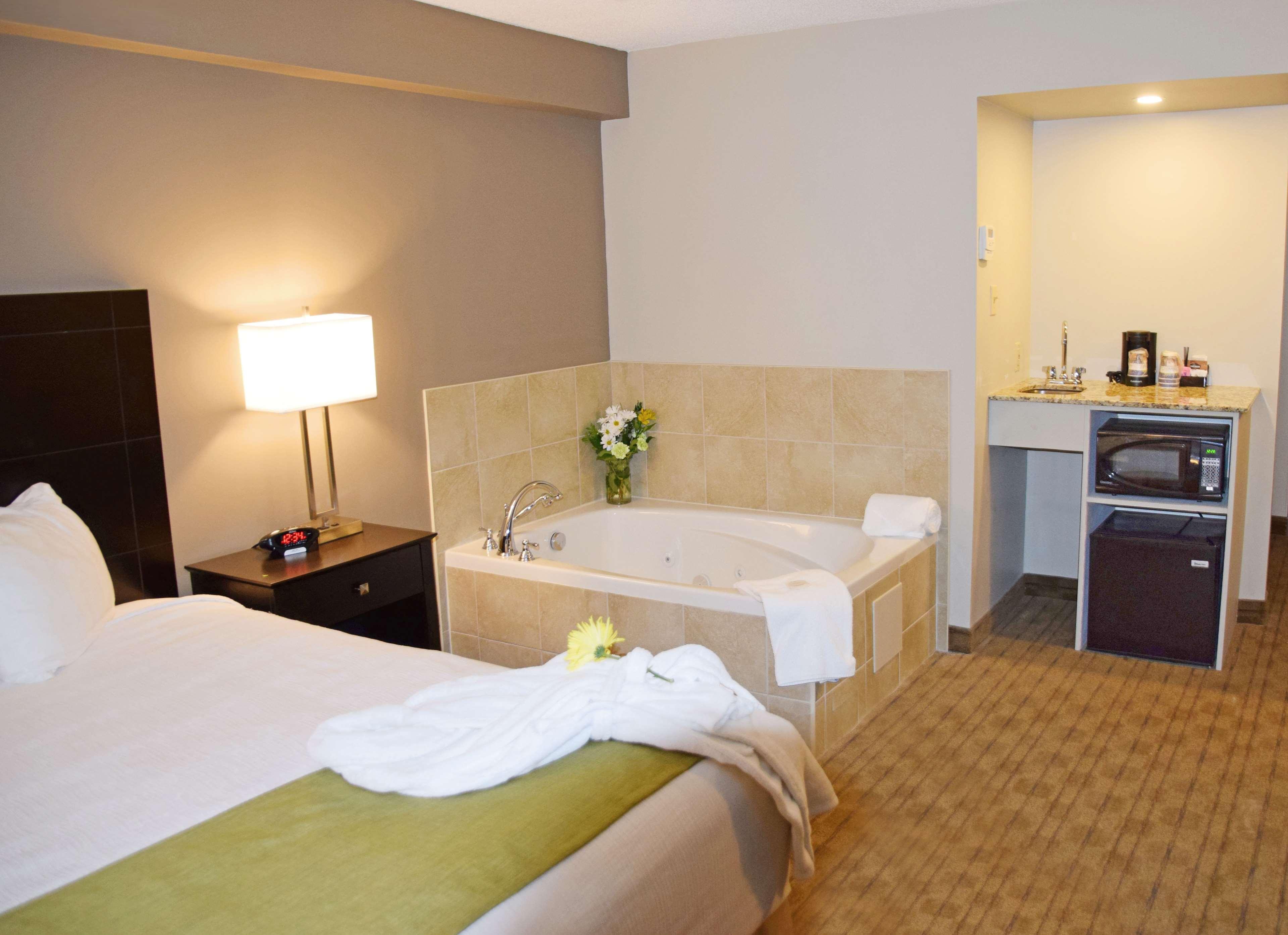 Quadruple King Bed Non Smoking