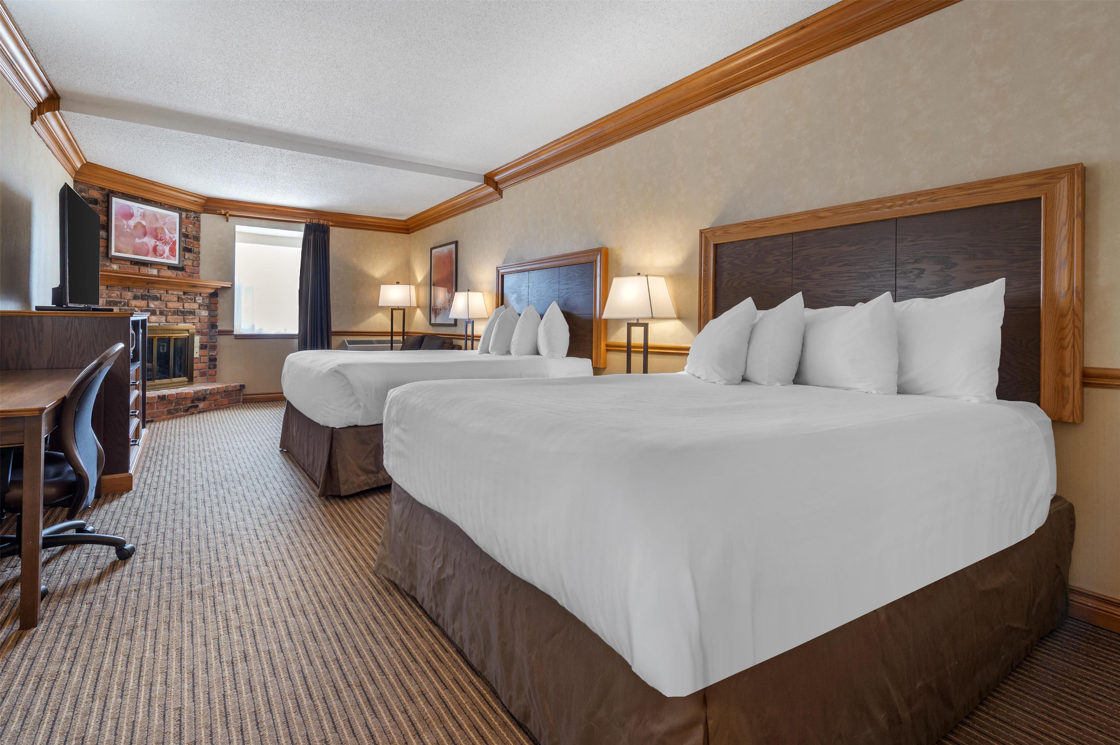 Twin Two Queen Beds Non Smoking