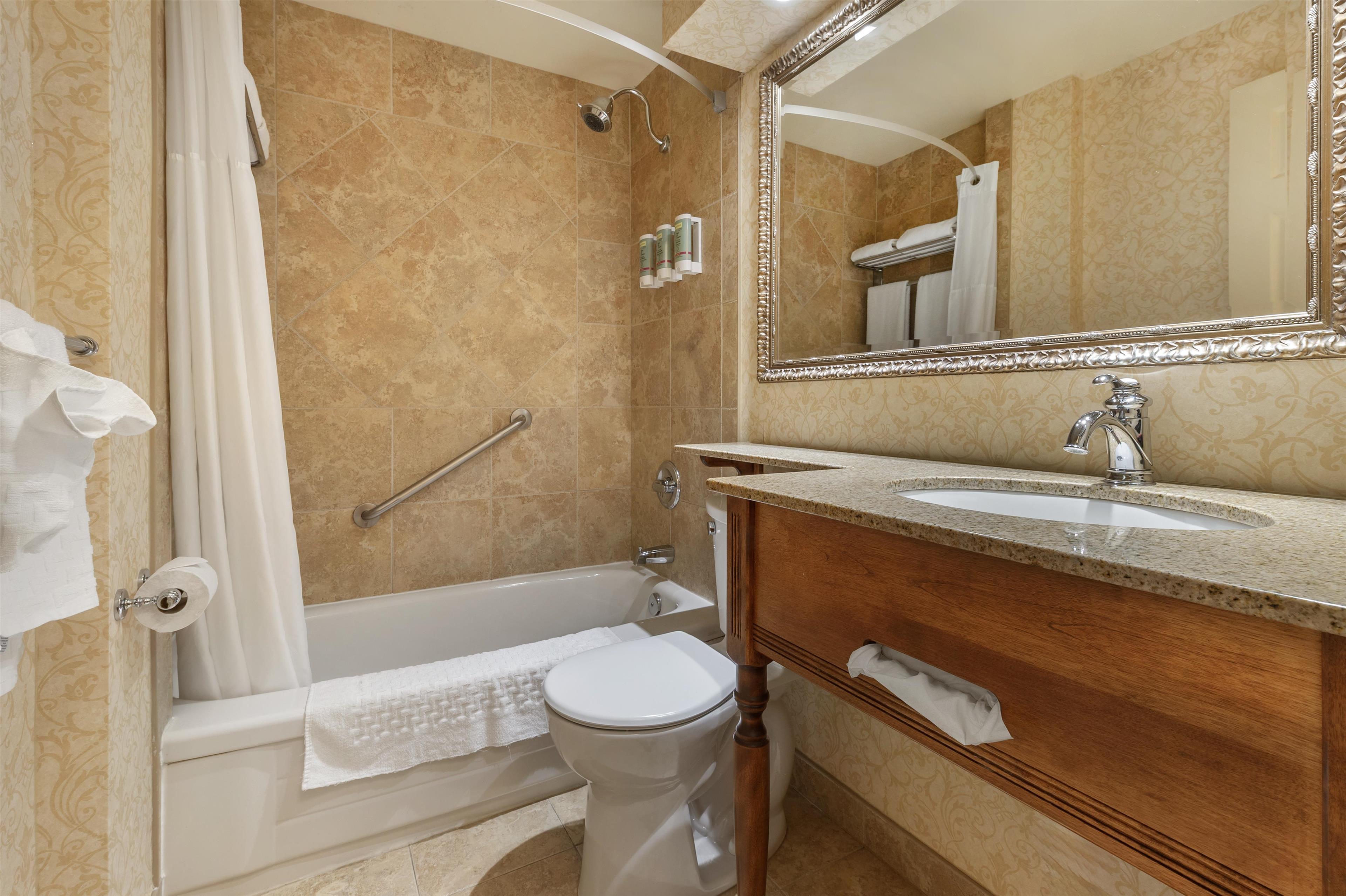 Twin Two Queen Beds Non Smoking