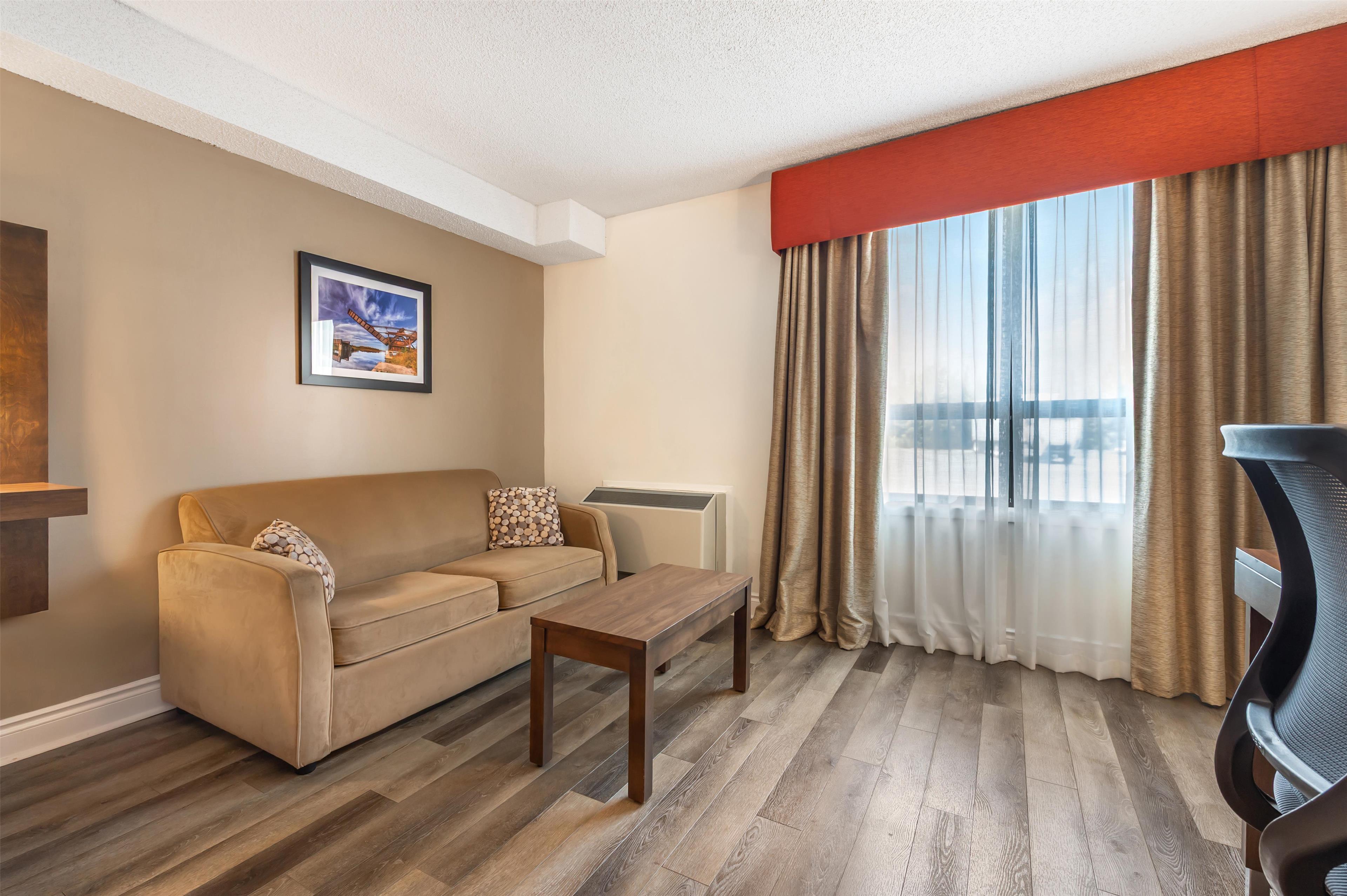 Quadruple Queen Bed Non Smoking