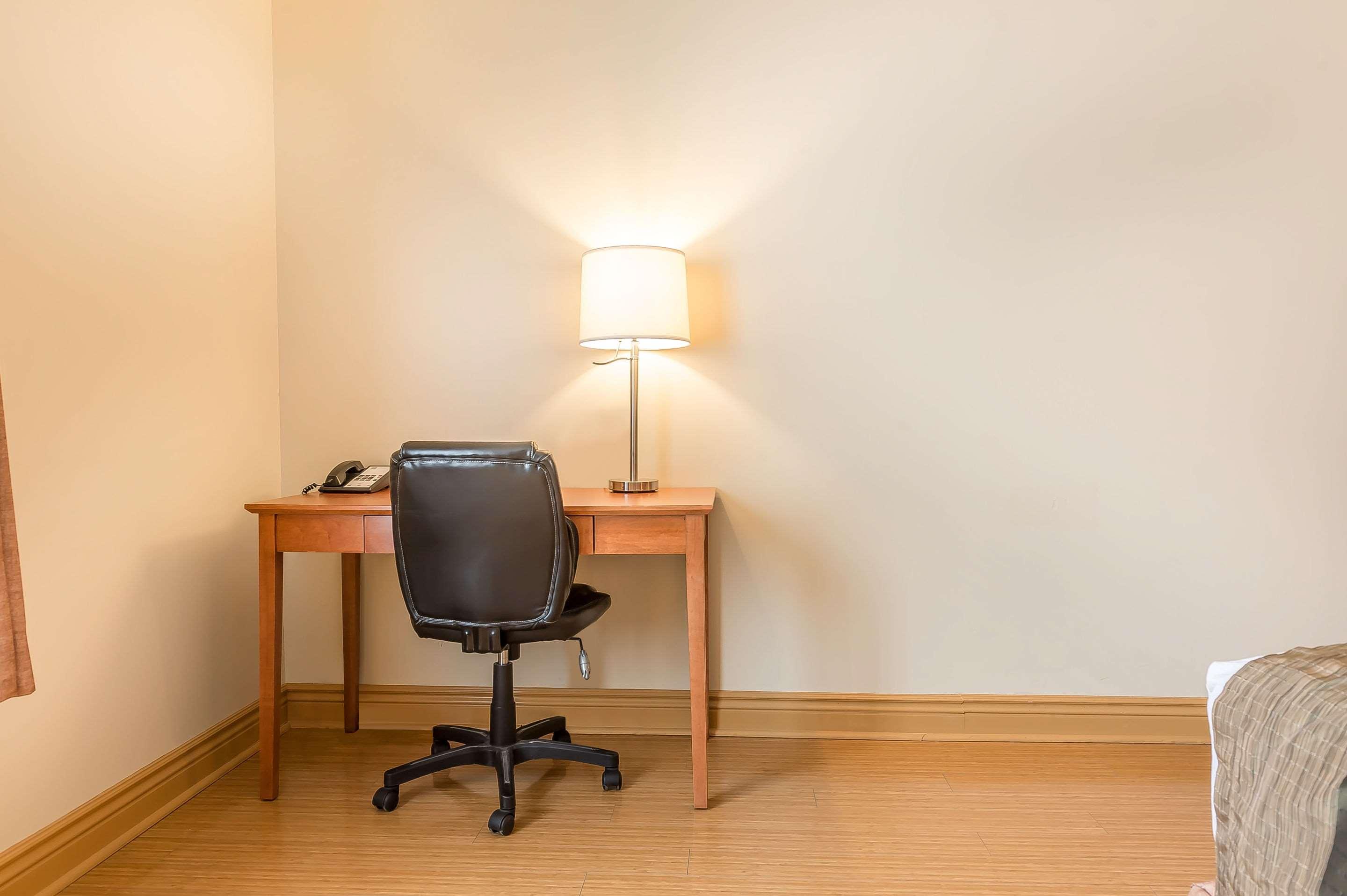 Quadruple Two Queen Beds