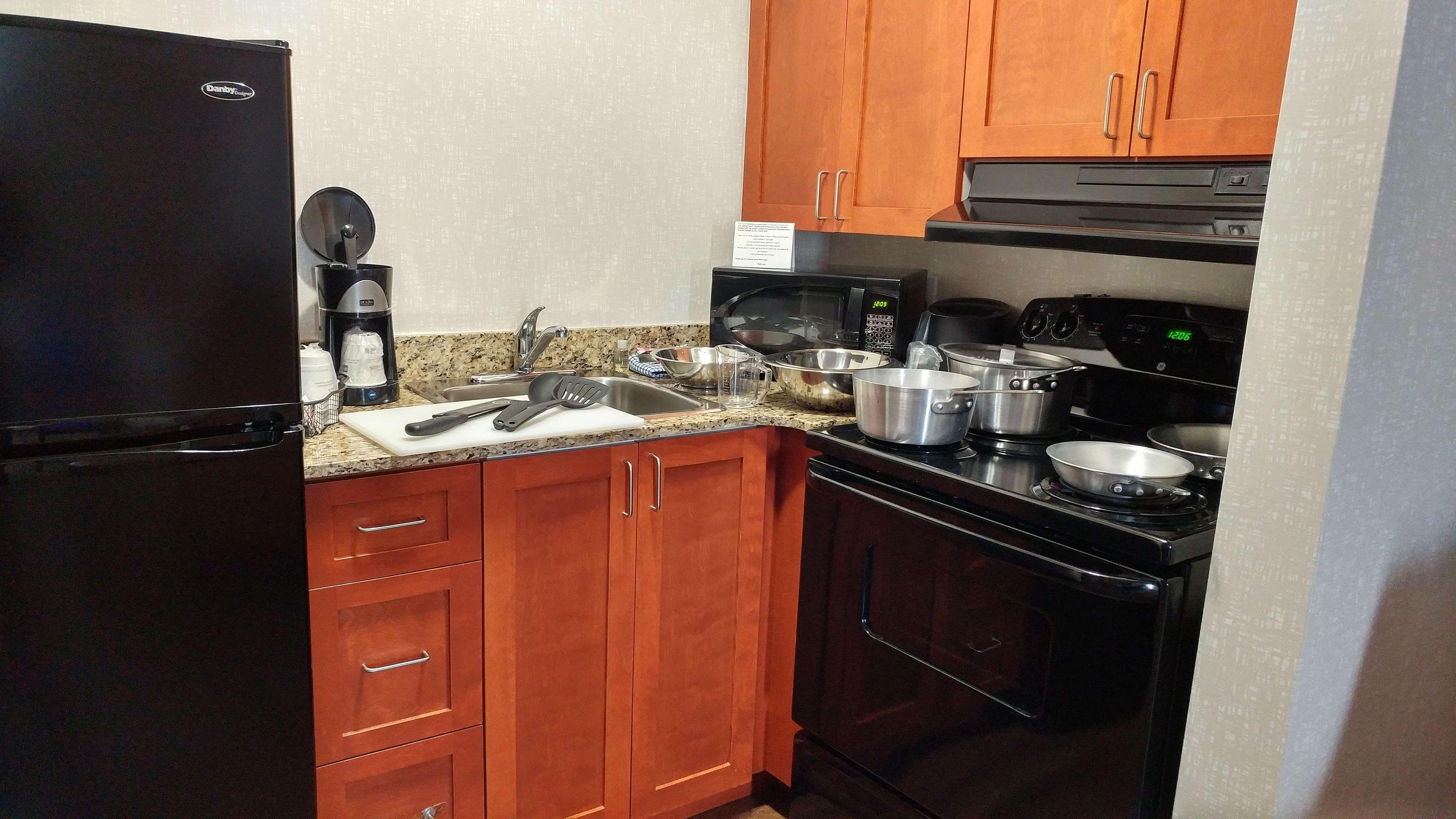 Suite Queen Bed Non Smoking