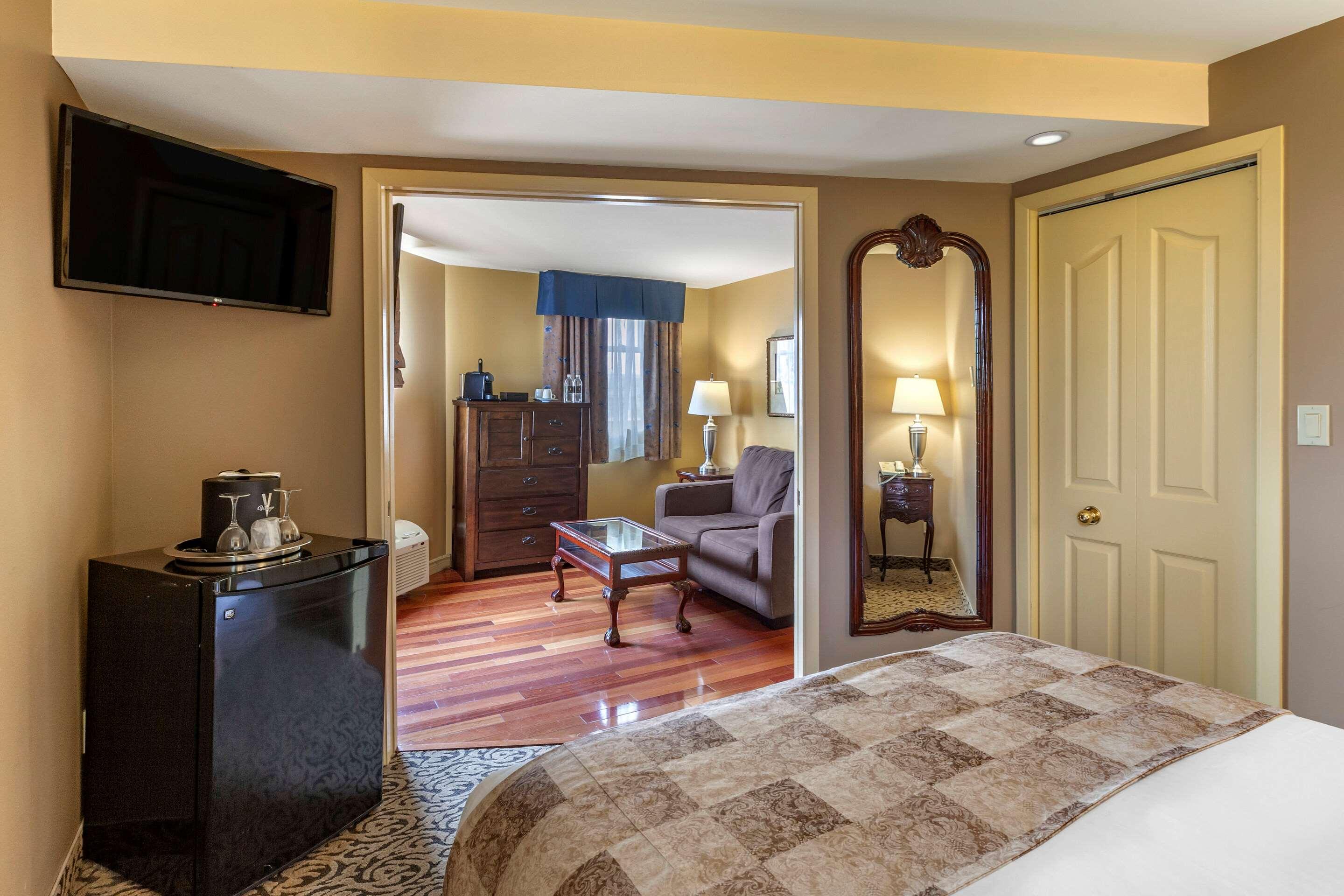 Suite King Bed Non Smoking