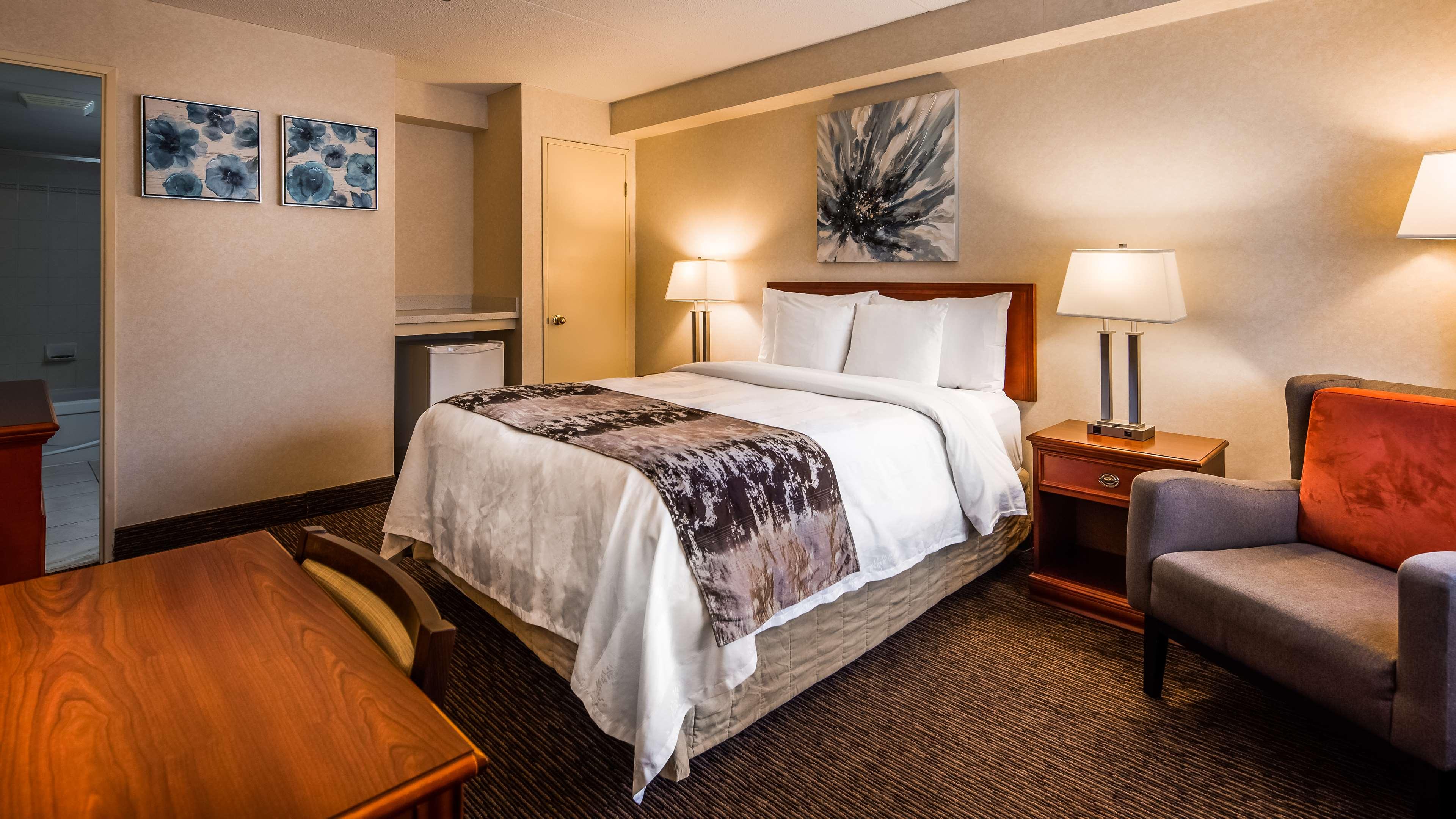 Double Queen Bed Non Smoking