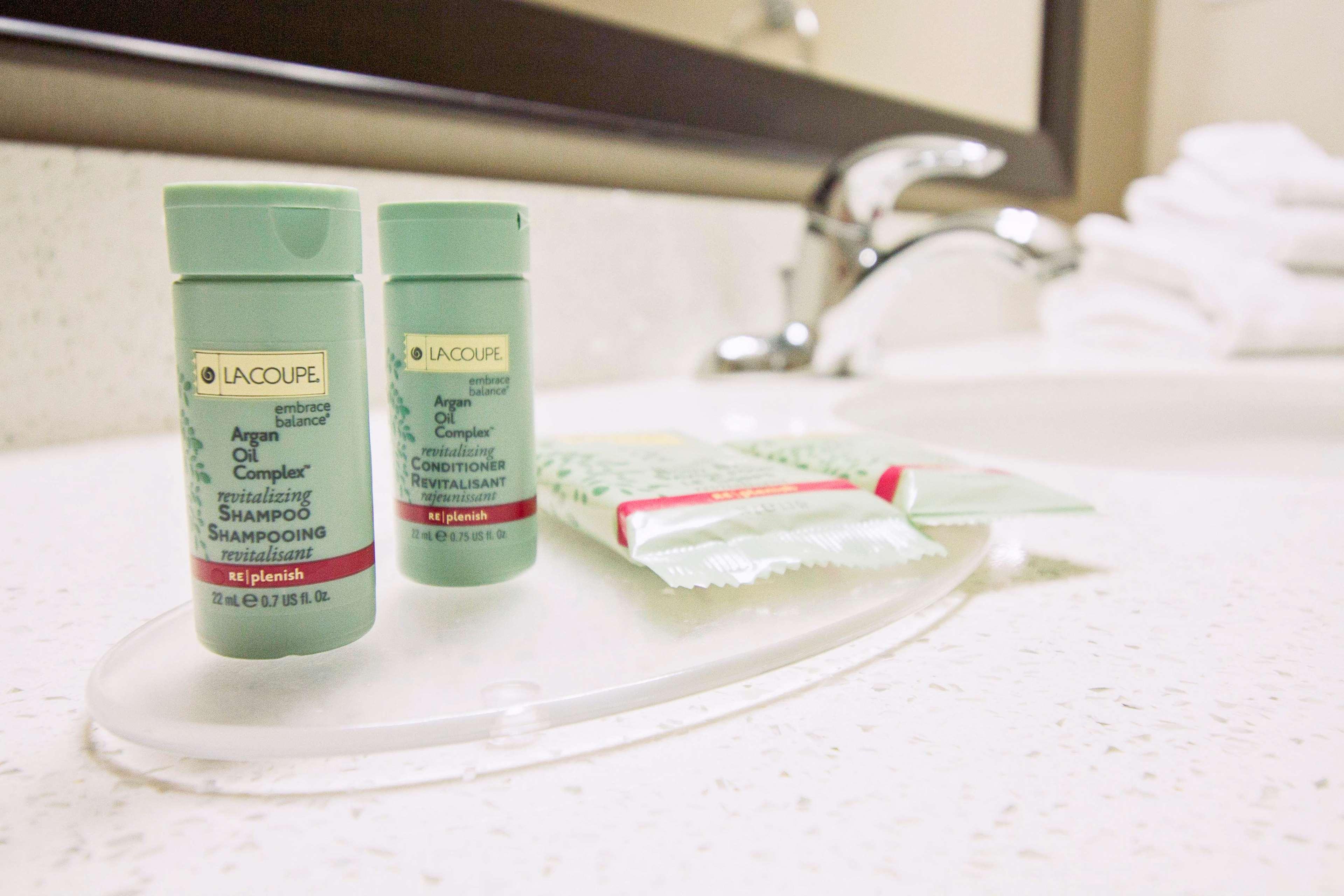 Suite Queen Size Bed