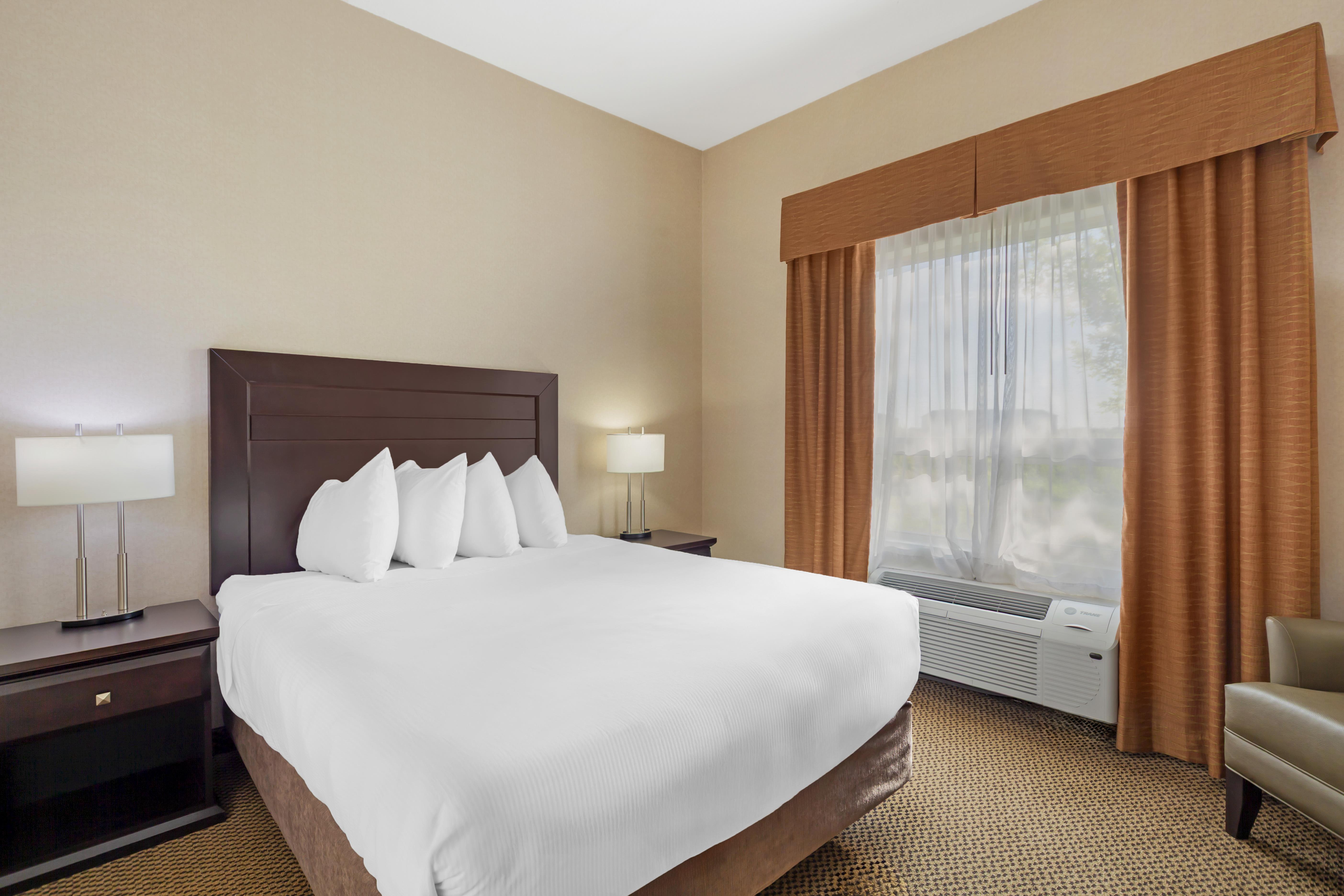 Suite Queen Size Bed