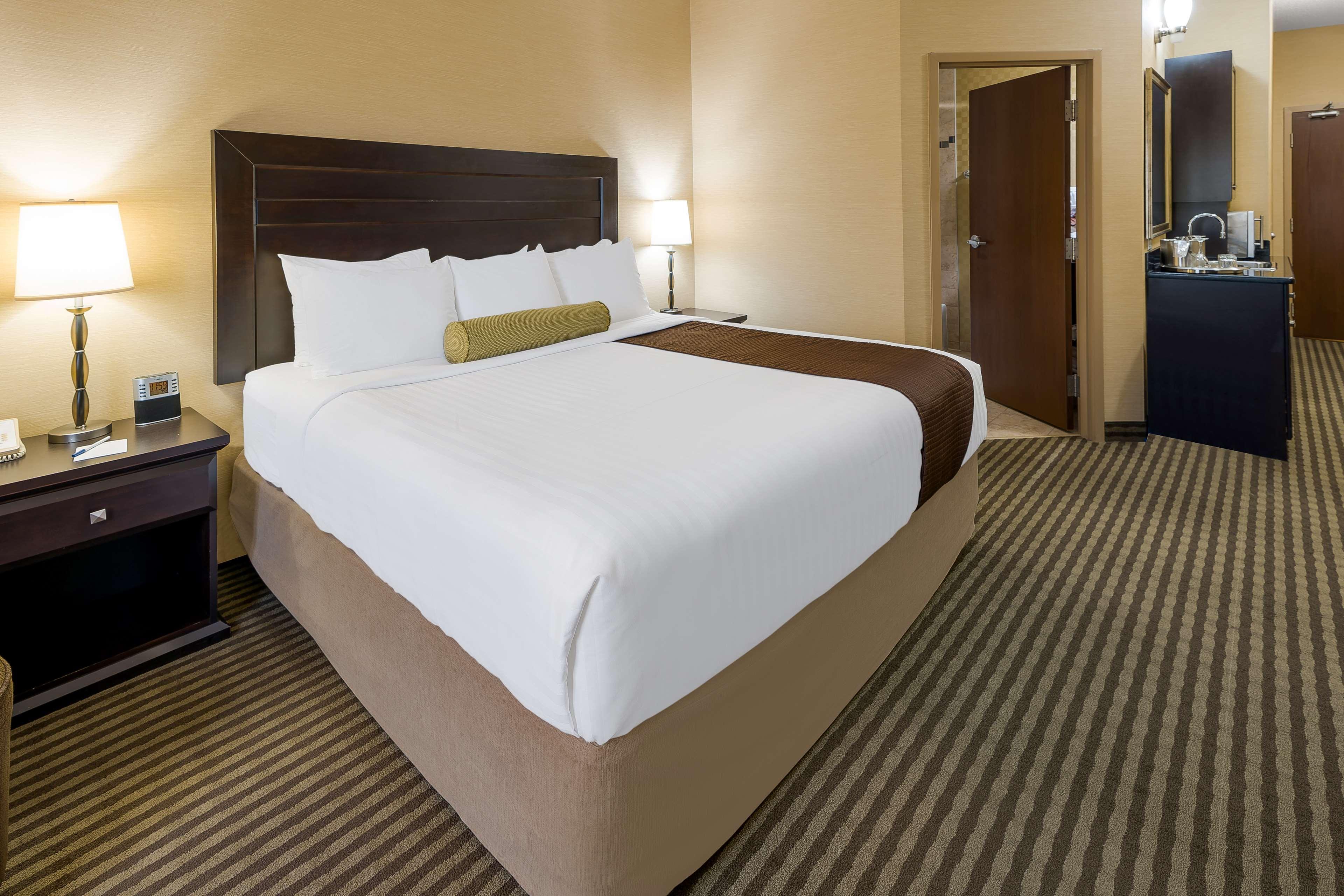 Double King Bed Non Smoking