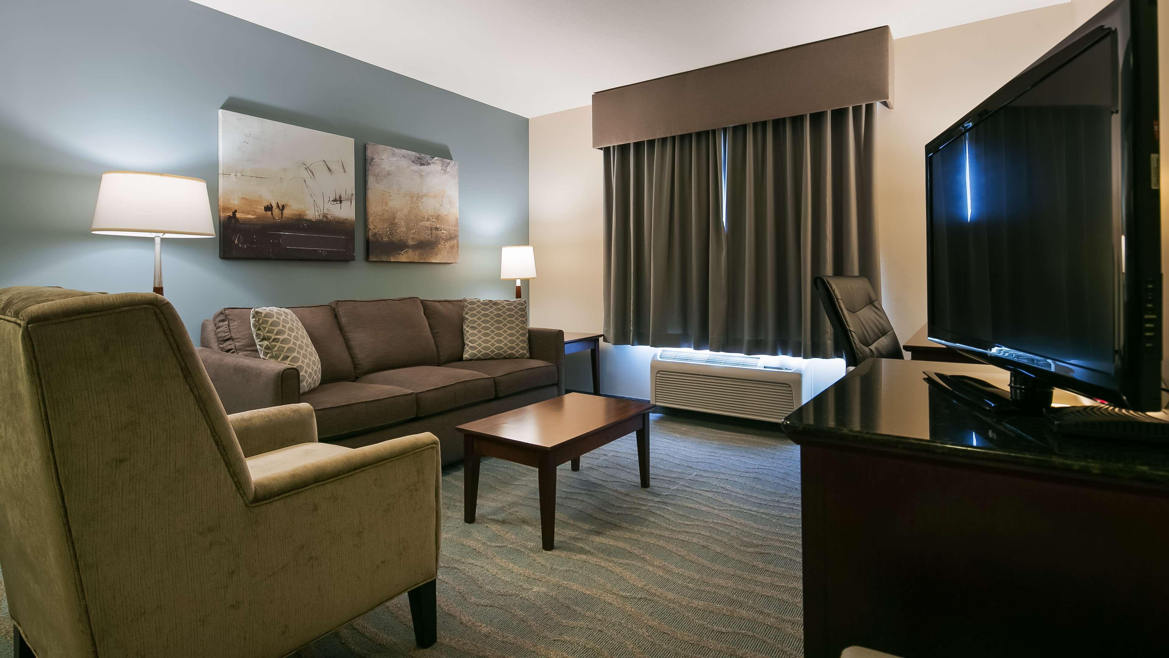 Suite Two Queen Beds