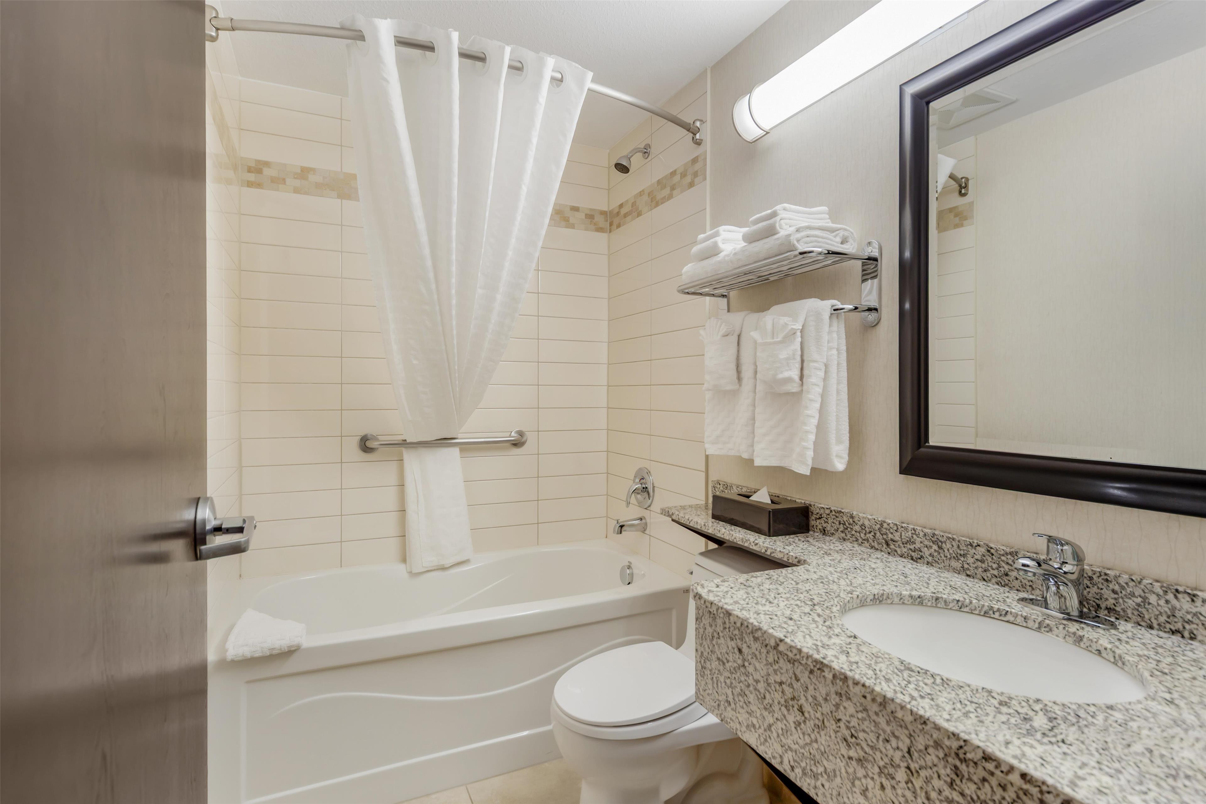 Suite Queen Bed Non Smoking