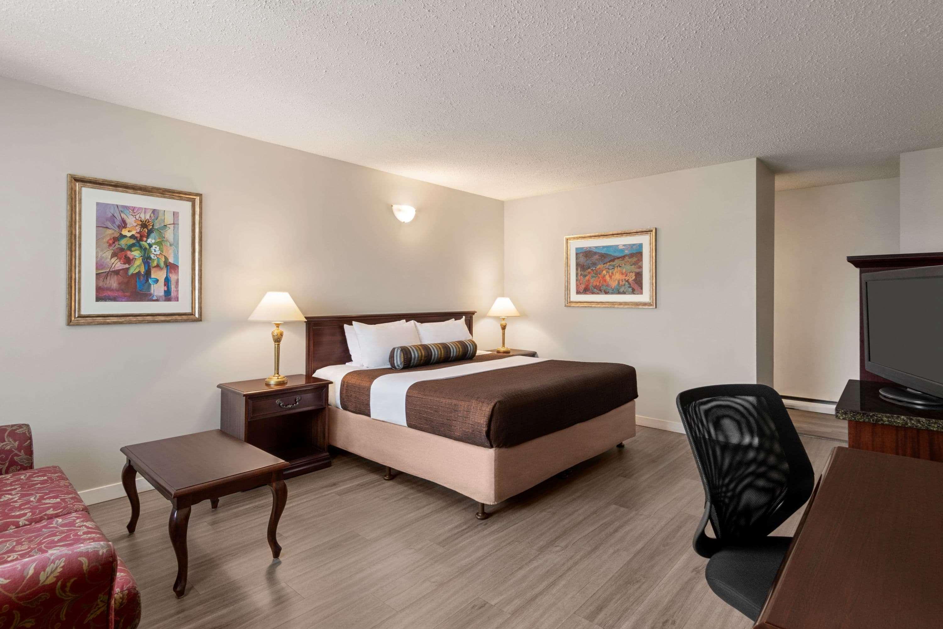 Room King Bed Non Smoking