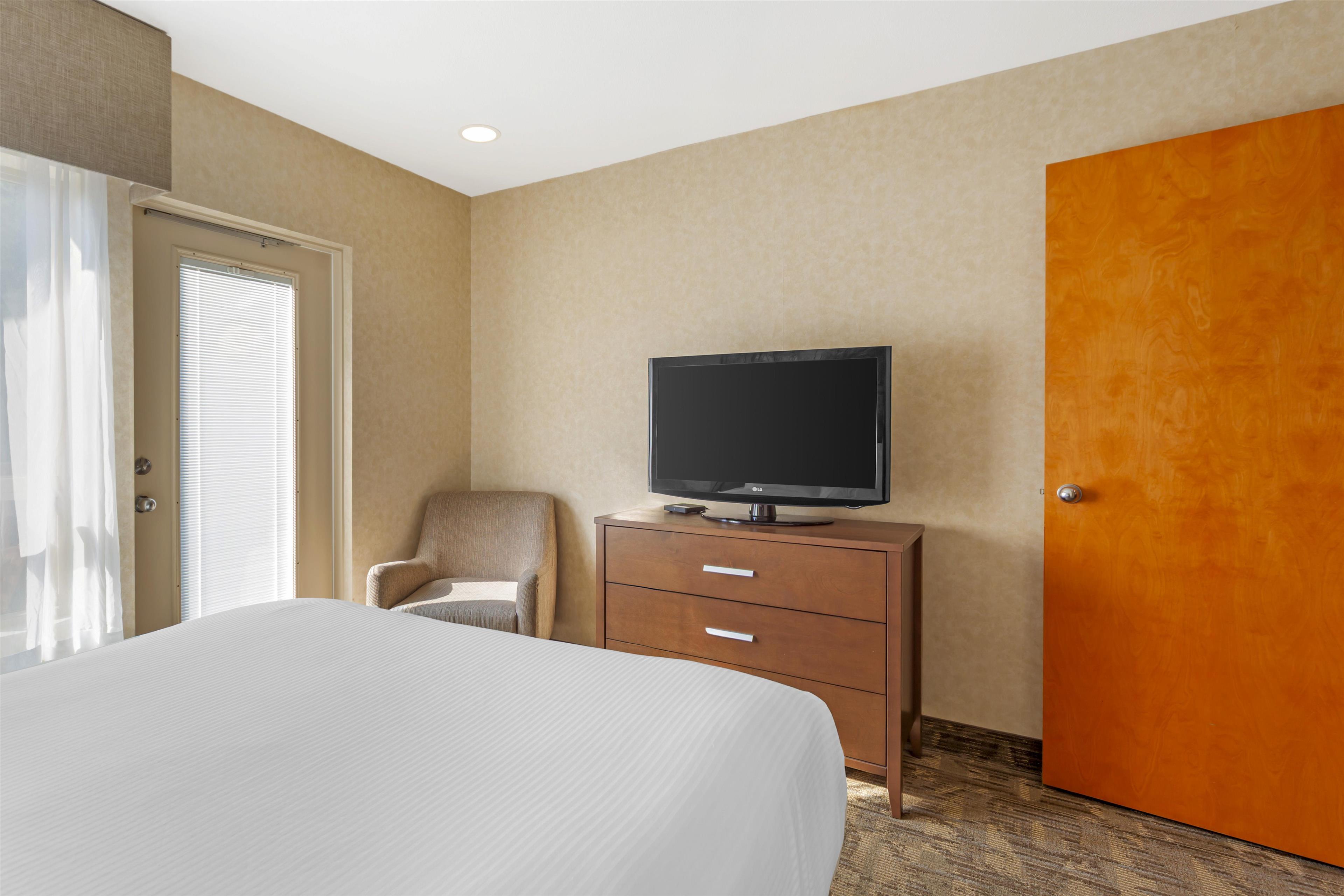 Suite Queen Size Bed