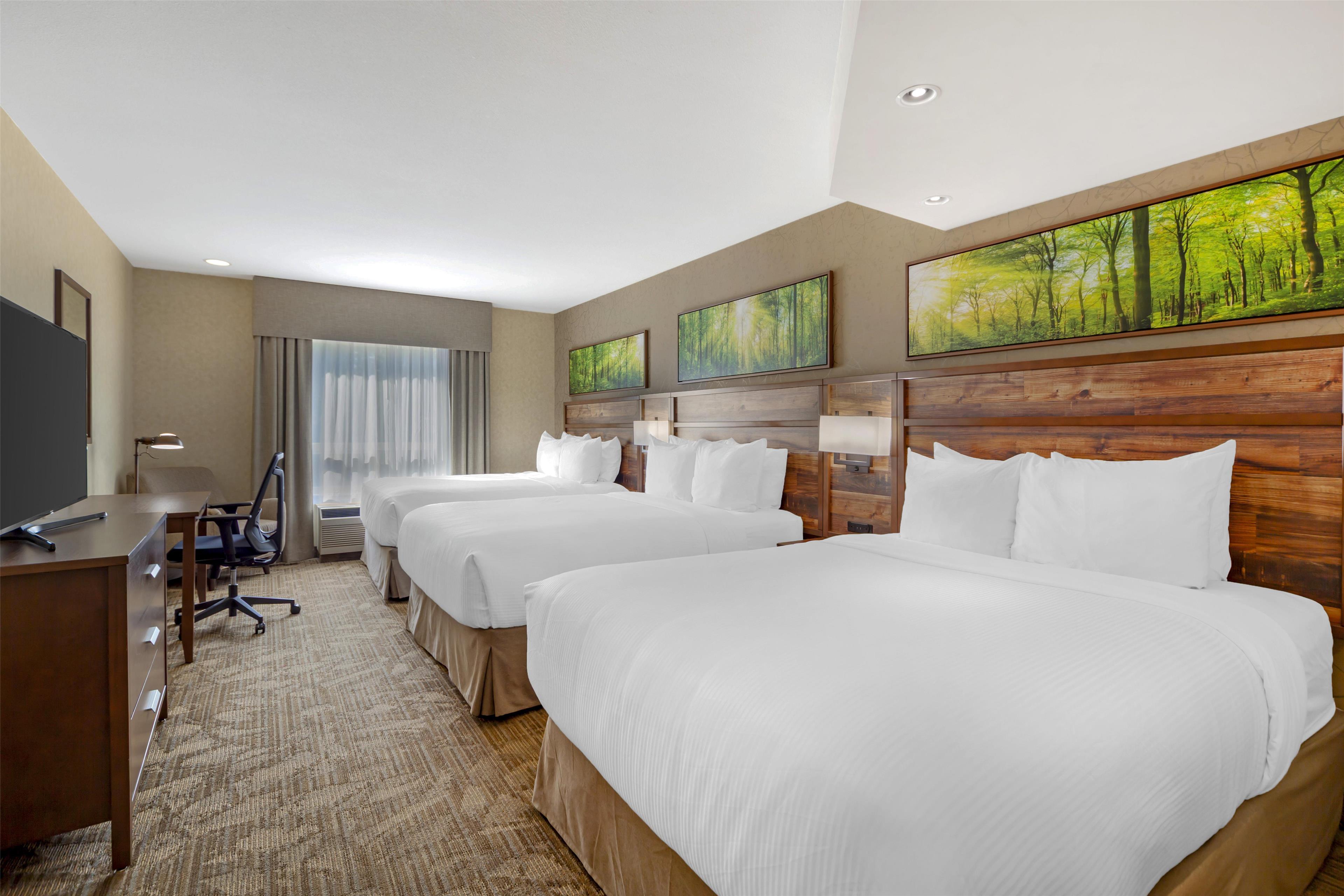 Triple Queen Size Bed