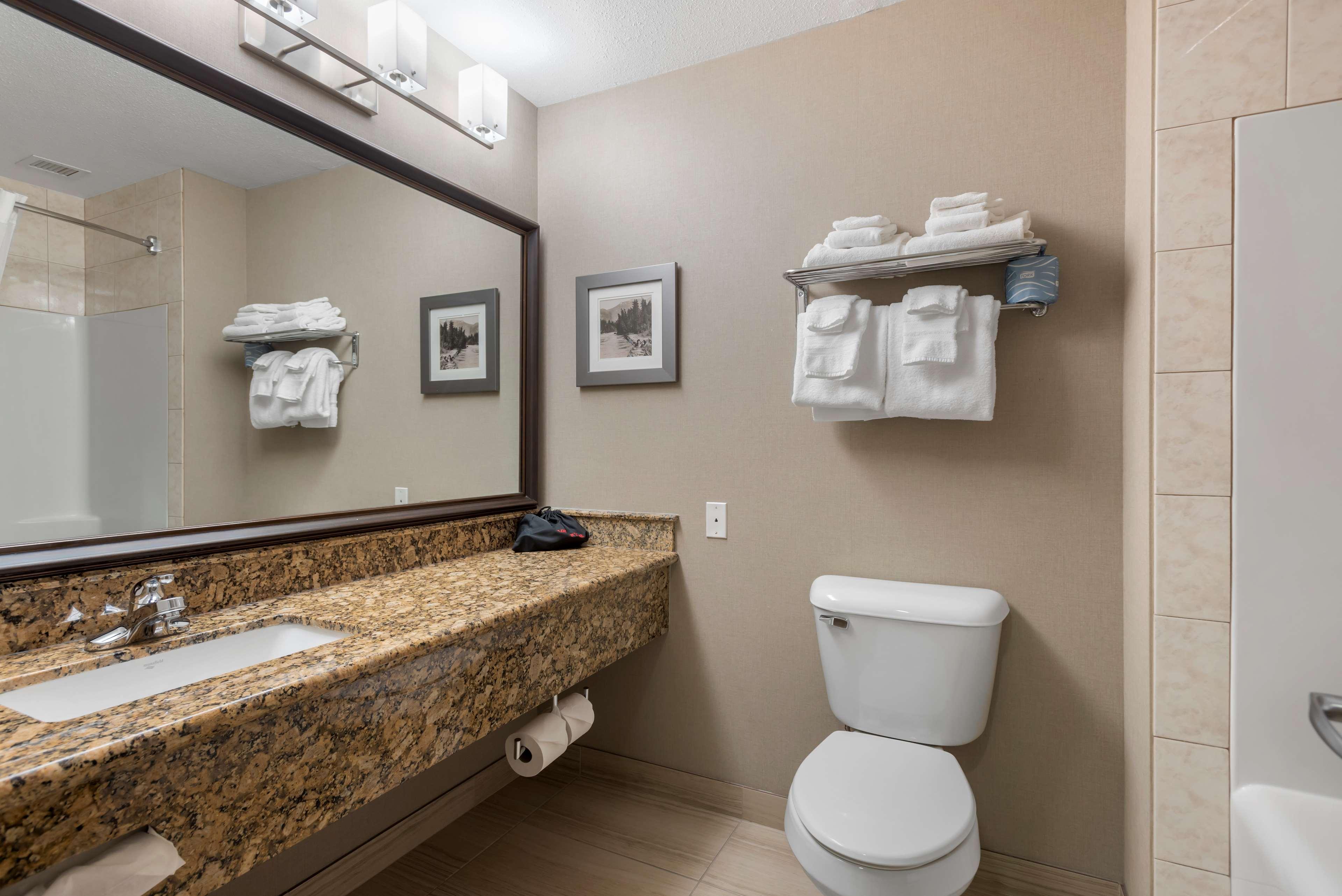 Suite Two Queen Beds