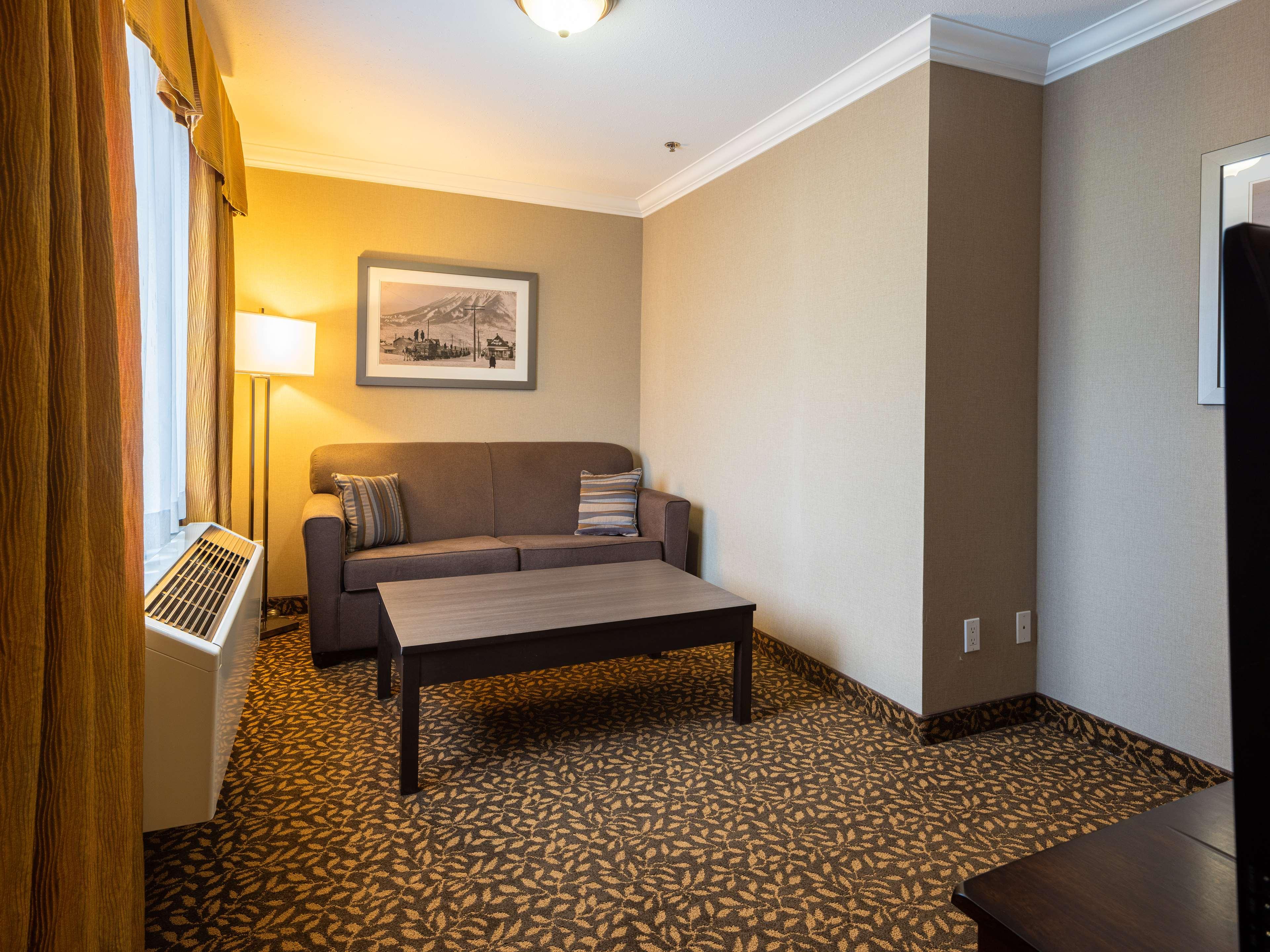 Suite Two Queen Beds